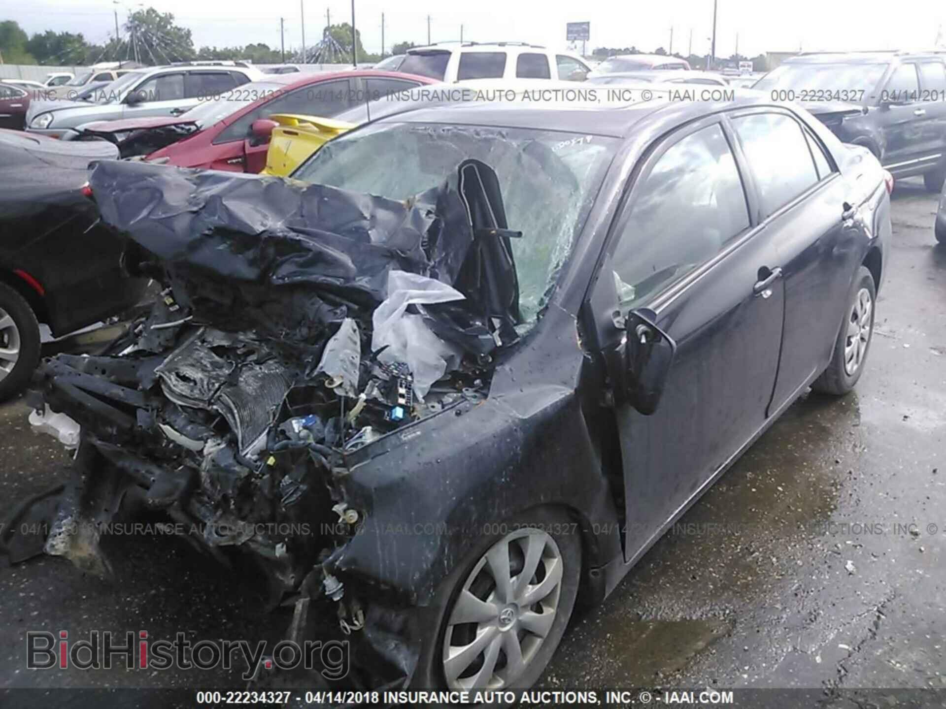2011 Toyota Corolla - VIN: 2T1BU4EE8BC719143 - Фото 2
