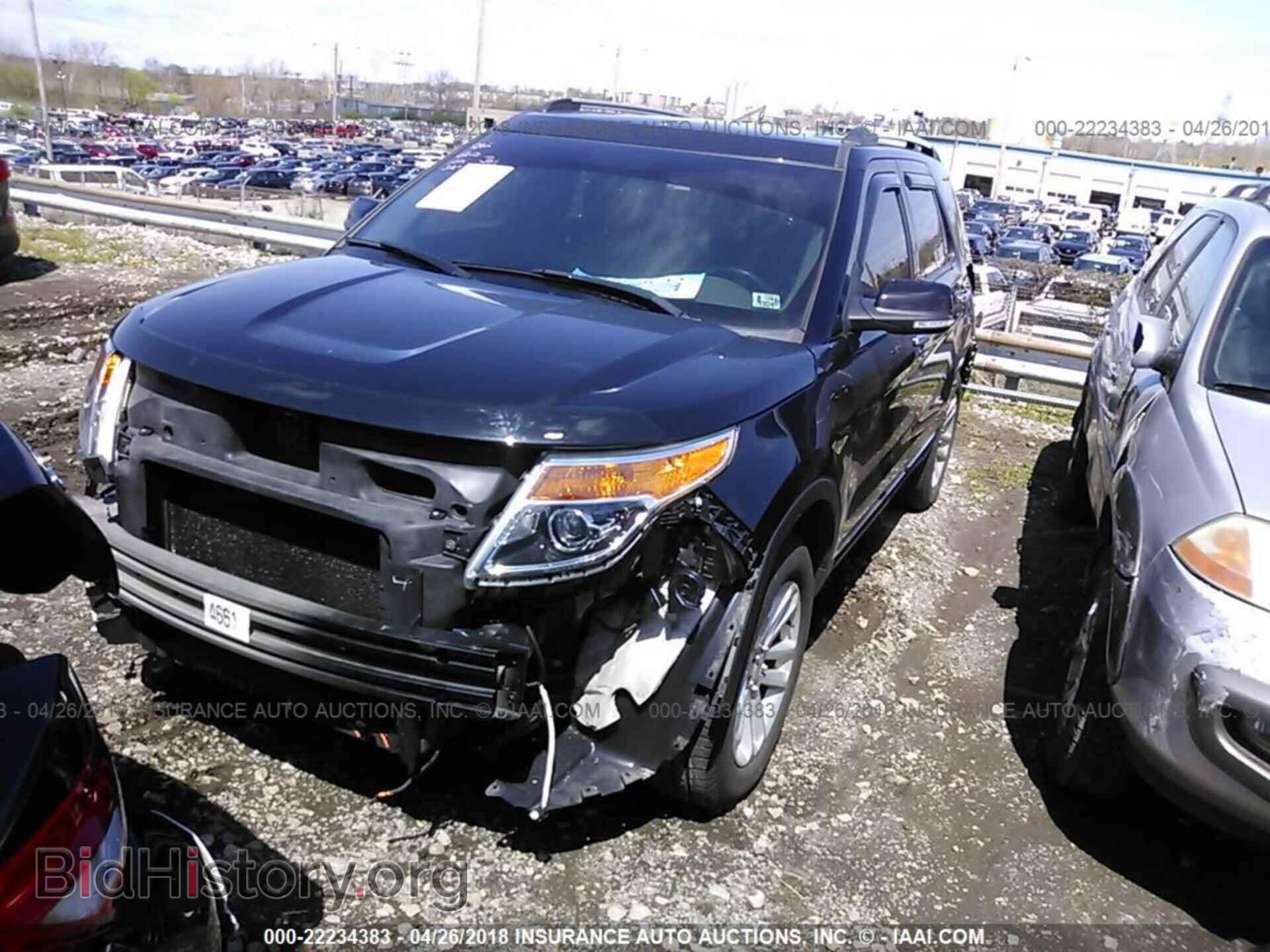 2014 Ford Explorer - VIN: 1FM5K8D81EGC62716 - Photo 2
