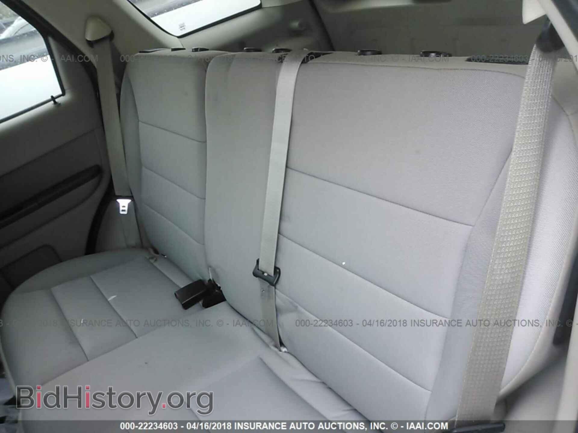 2011 Ford Escape - VIN: 1FMCU0D71BKB19686 - Фото 8