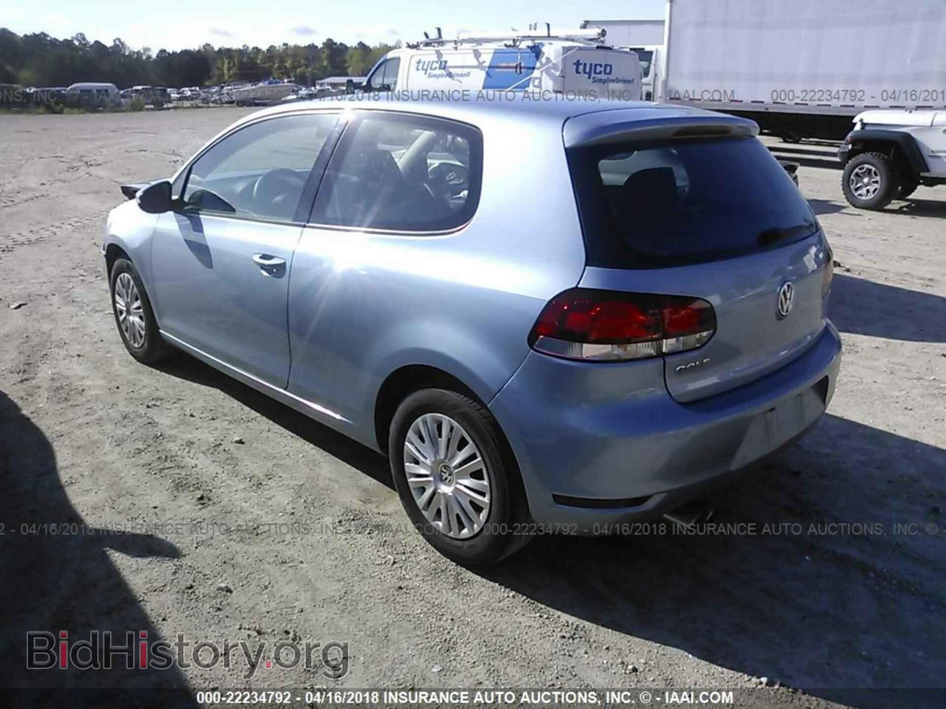 2011 Volkswagen Golf - VIN: WVWAA7AJ6BW152172 - Фото 3