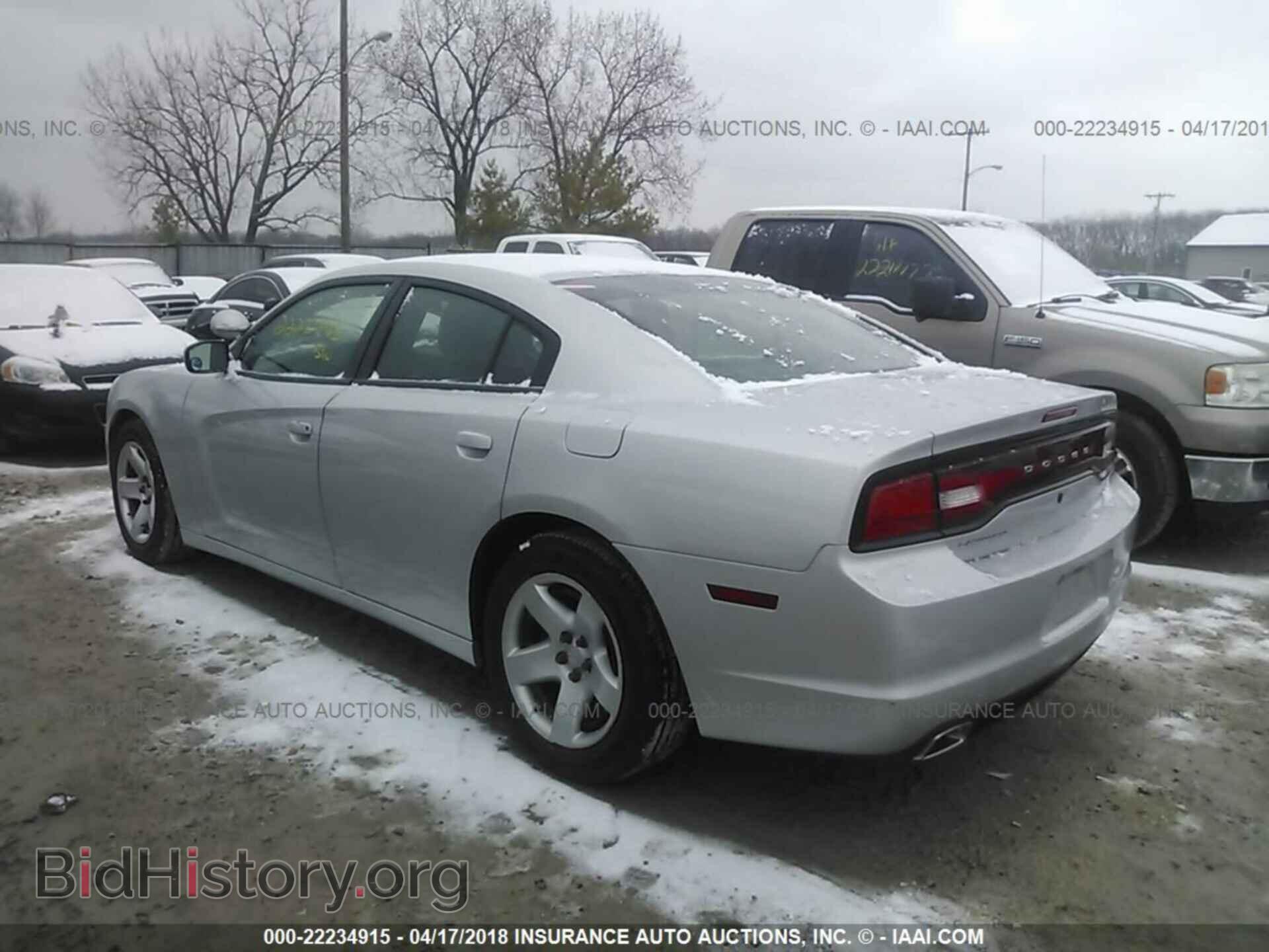 2012 Dodge Charger - VIN: 2C3CDXATXCH267783 - Фото 3