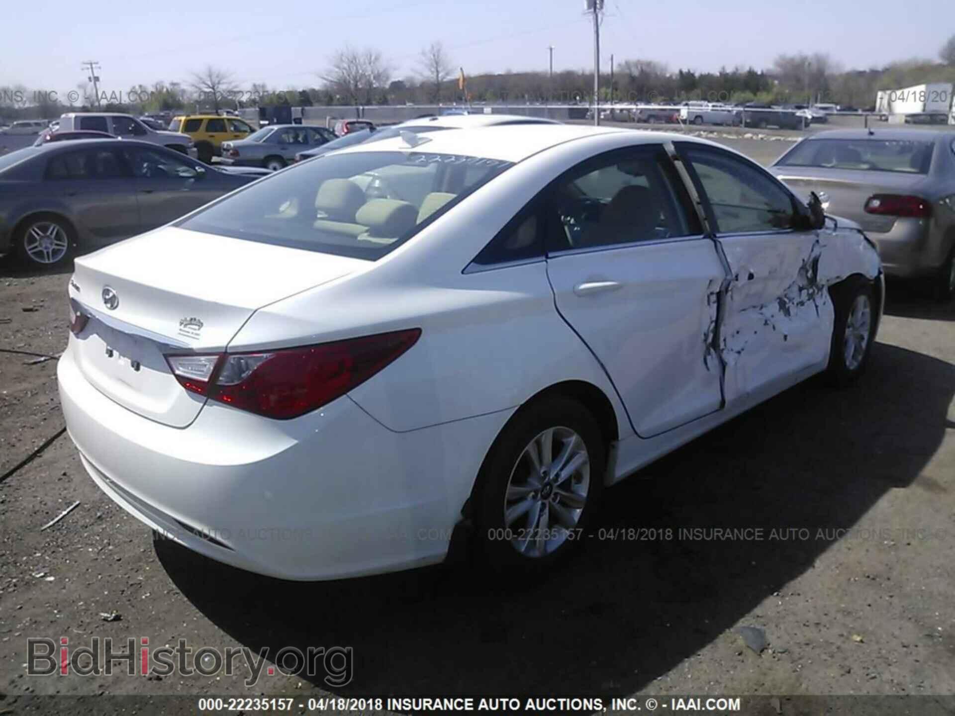 2012 Hyundai Sonata - VIN: 5NPEB4AC3CH413036 - Photo 4