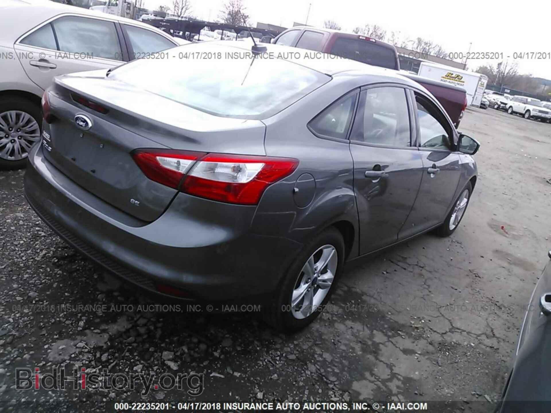 2013 Ford Focus - VIN: 1FADP3F23DL160844 - Фото 4