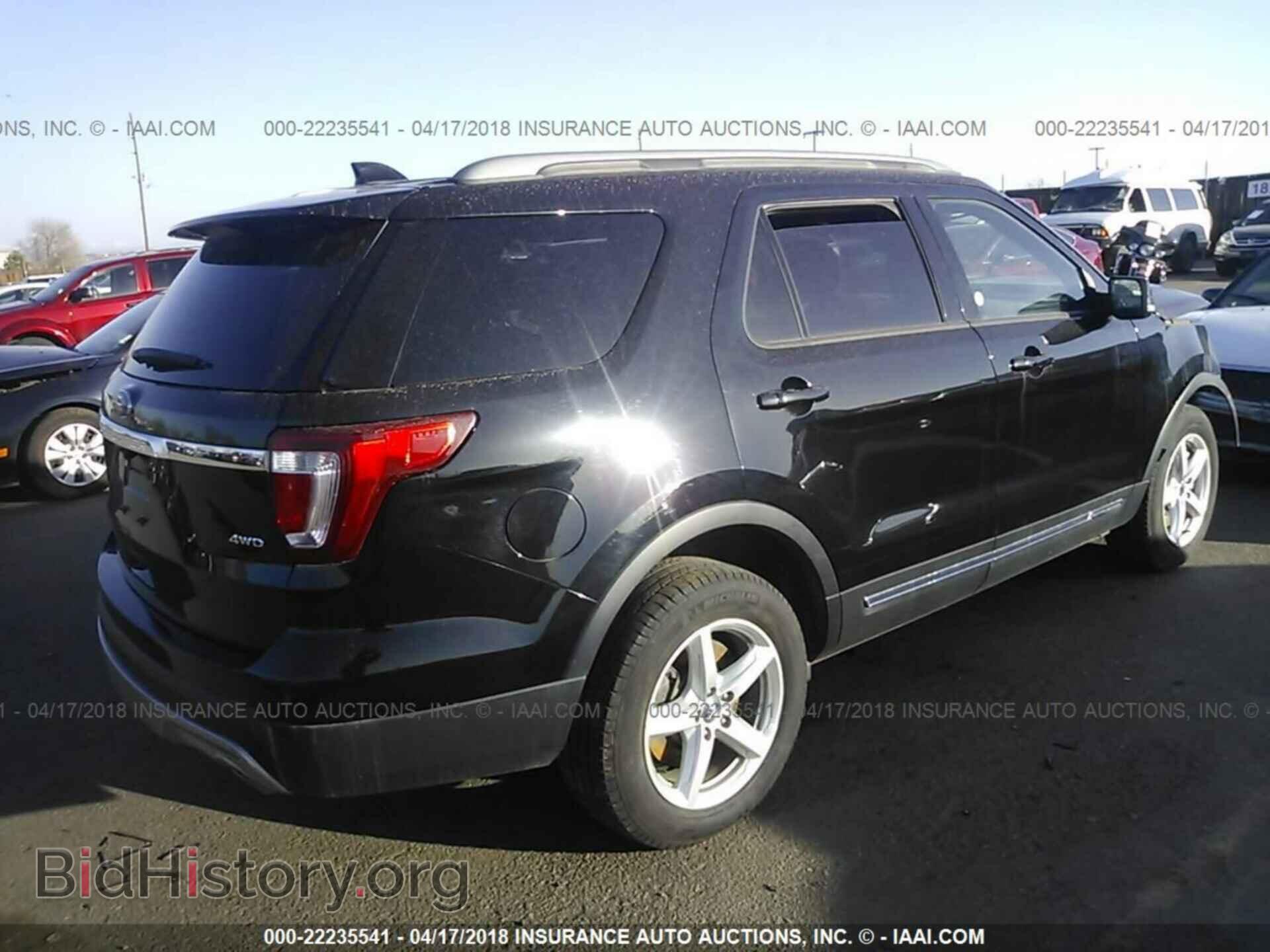 2017 Ford Explorer - VIN: 1FM5K8D86HGD14362 - Photo 4