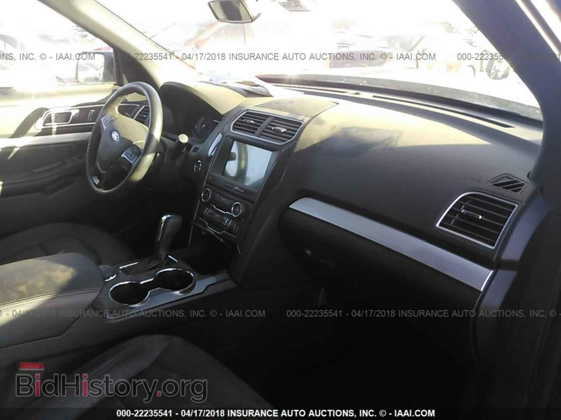 2017 Ford Explorer - VIN: 1FM5K8D86HGD14362 - Photo 5