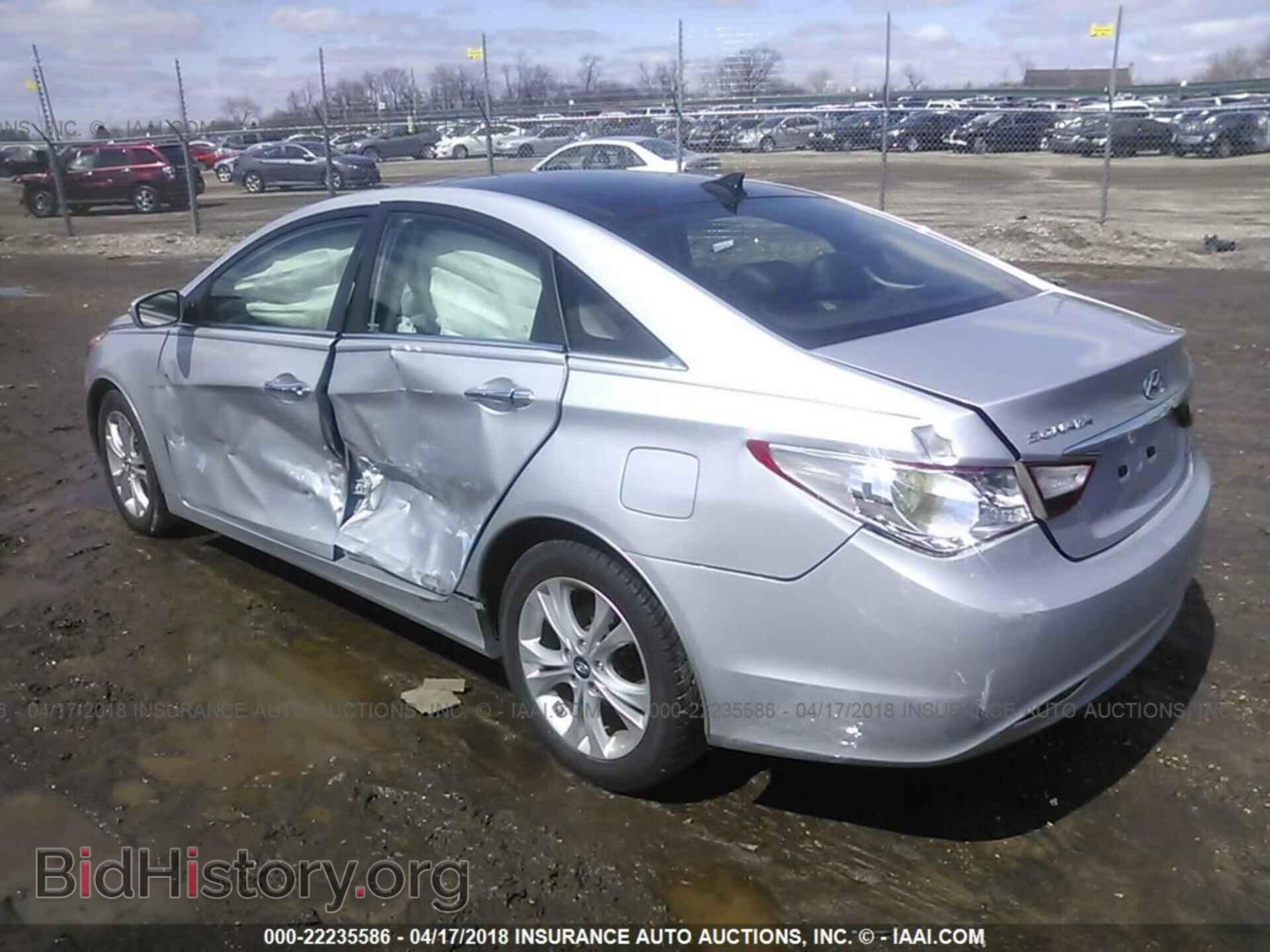 2012 Hyundai Sonata - VIN: 5NPEC4AC7CH440219 - Photo 3