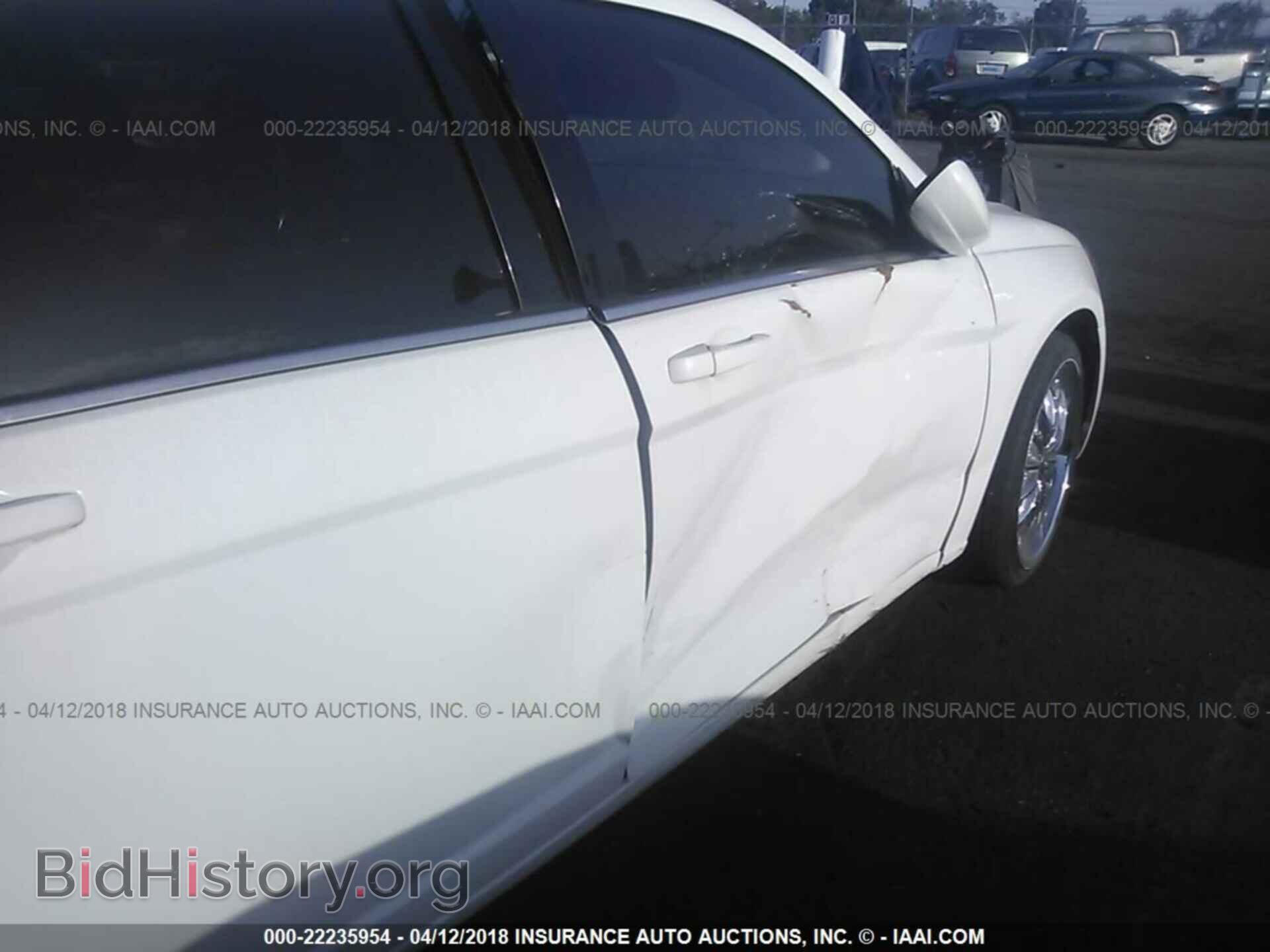 2013 Chrysler 200 - VIN: 1C3CCBBG6DN703383 - Photo 6