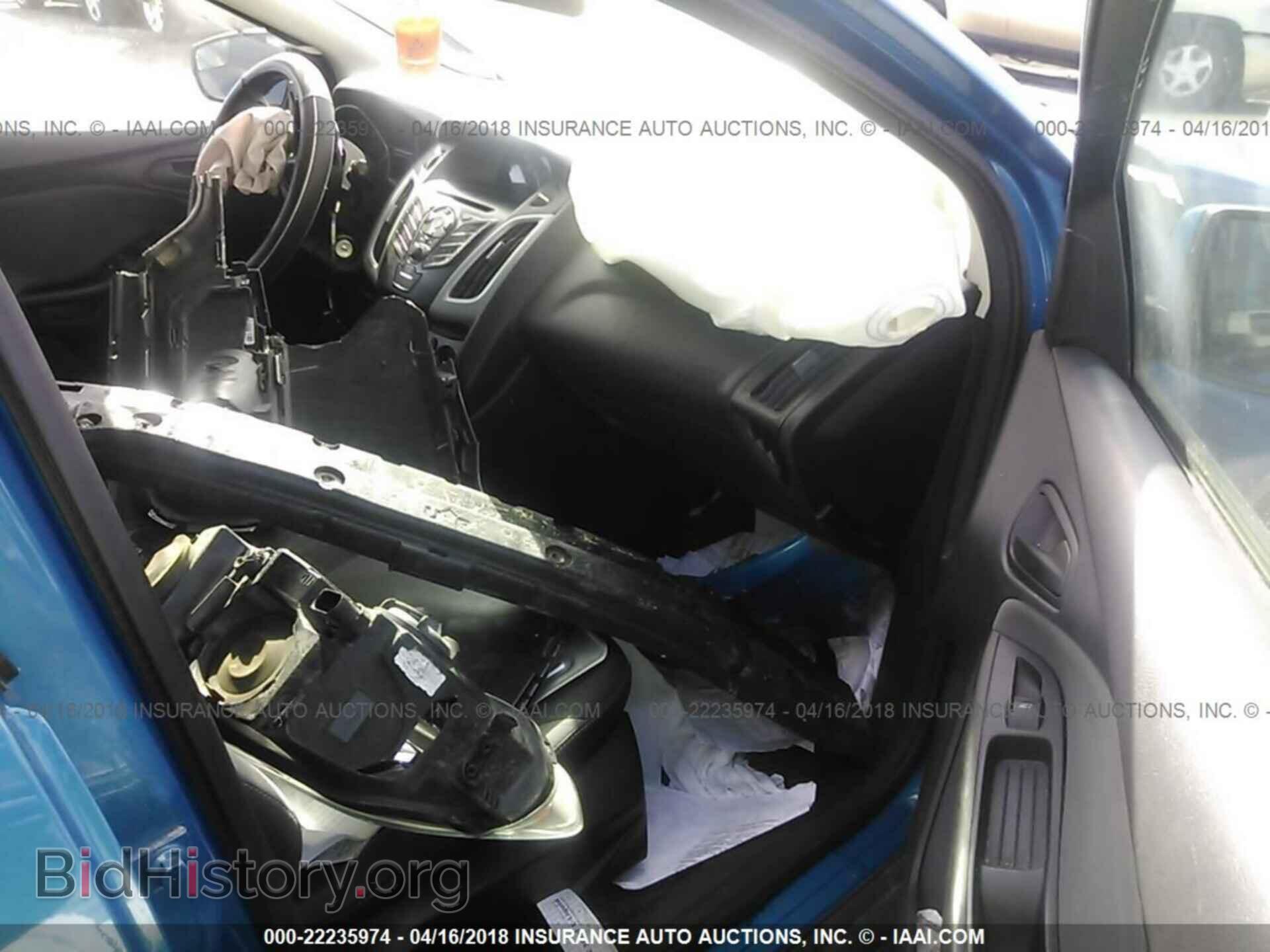2012 Ford Focus - VIN: 1FAHP3F24CL167530 - Photo 5