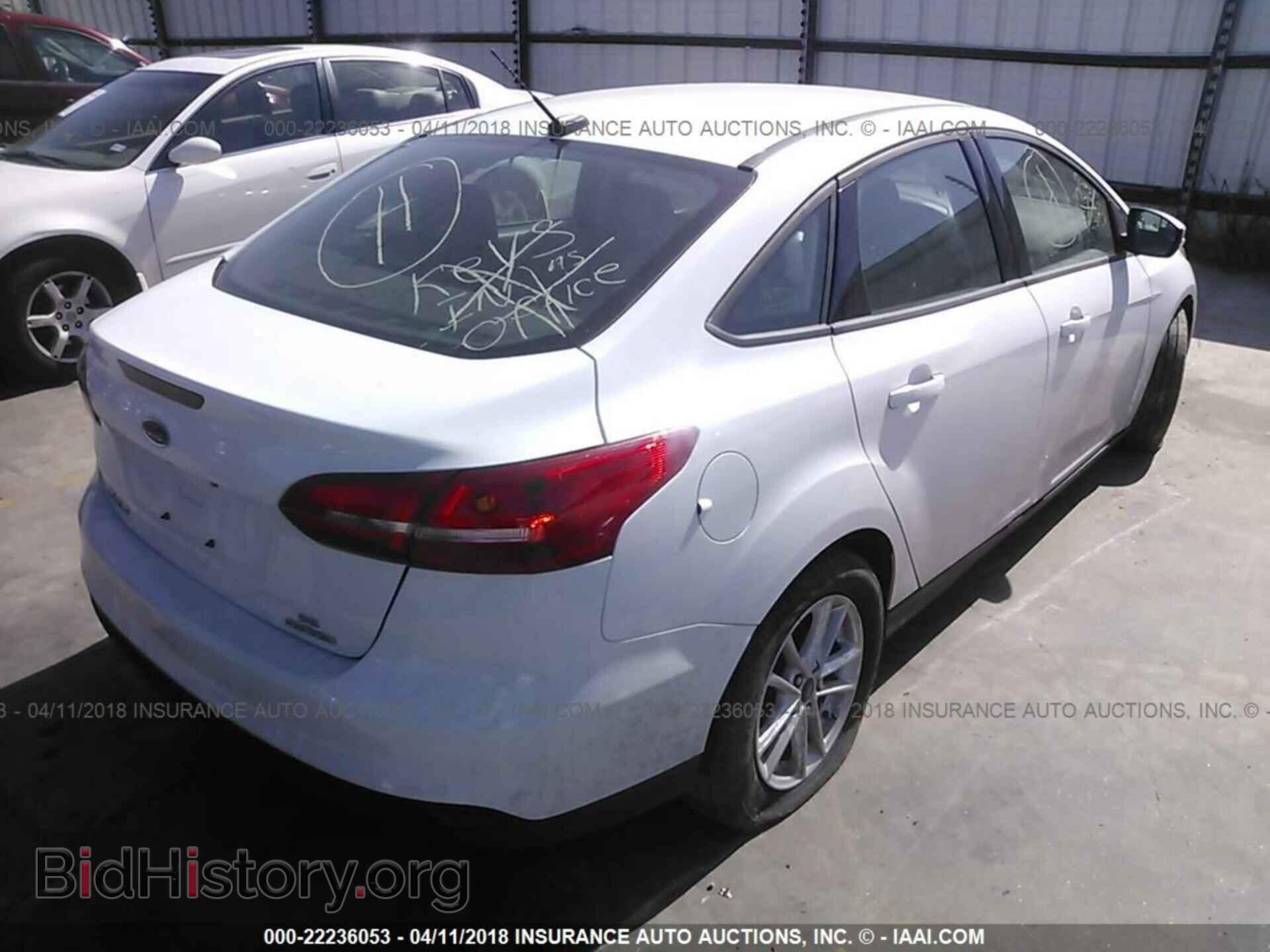2016 Ford Focus - VIN: 1FADP3F21GL347780 - Фото 4