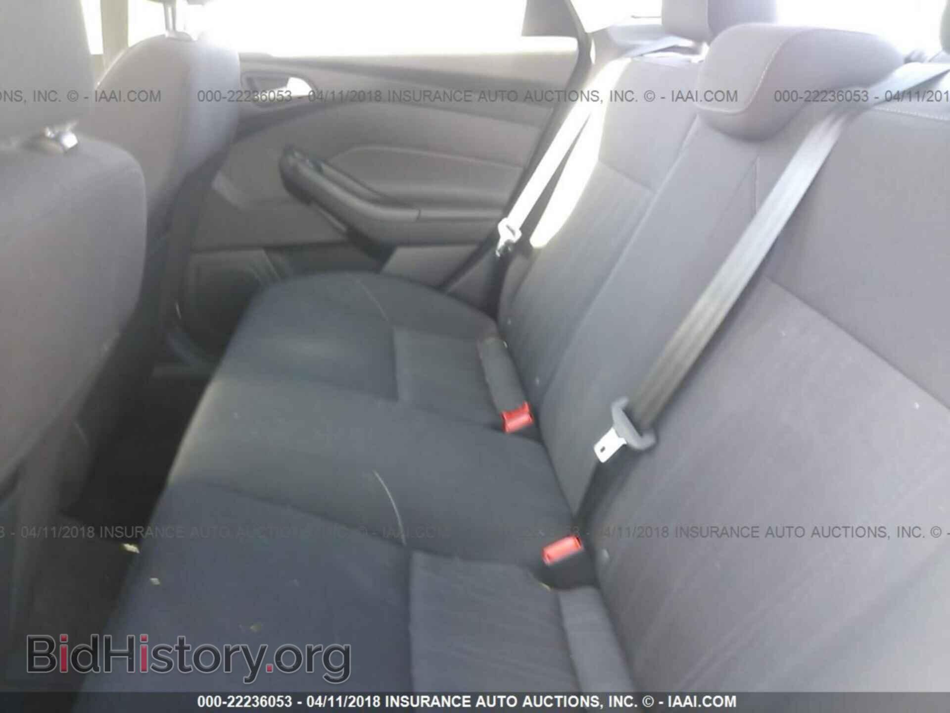 2016 Ford Focus - VIN: 1FADP3F21GL347780 - Фото 8
