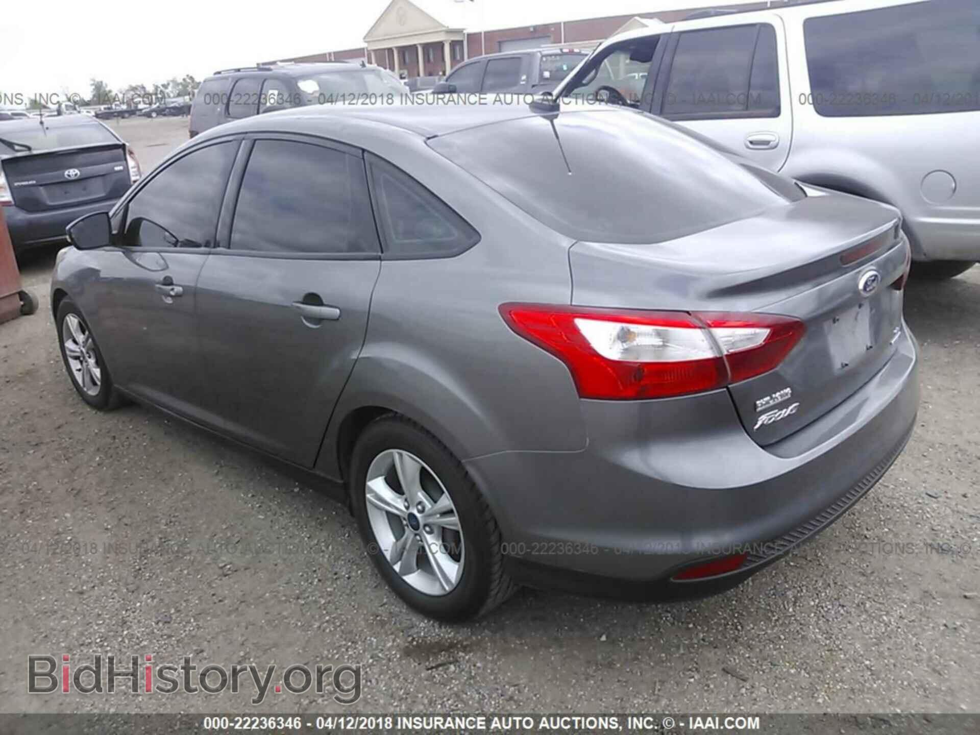 2014 Ford Focus - VIN: 1FADP3F29EL229800 - Фото 3