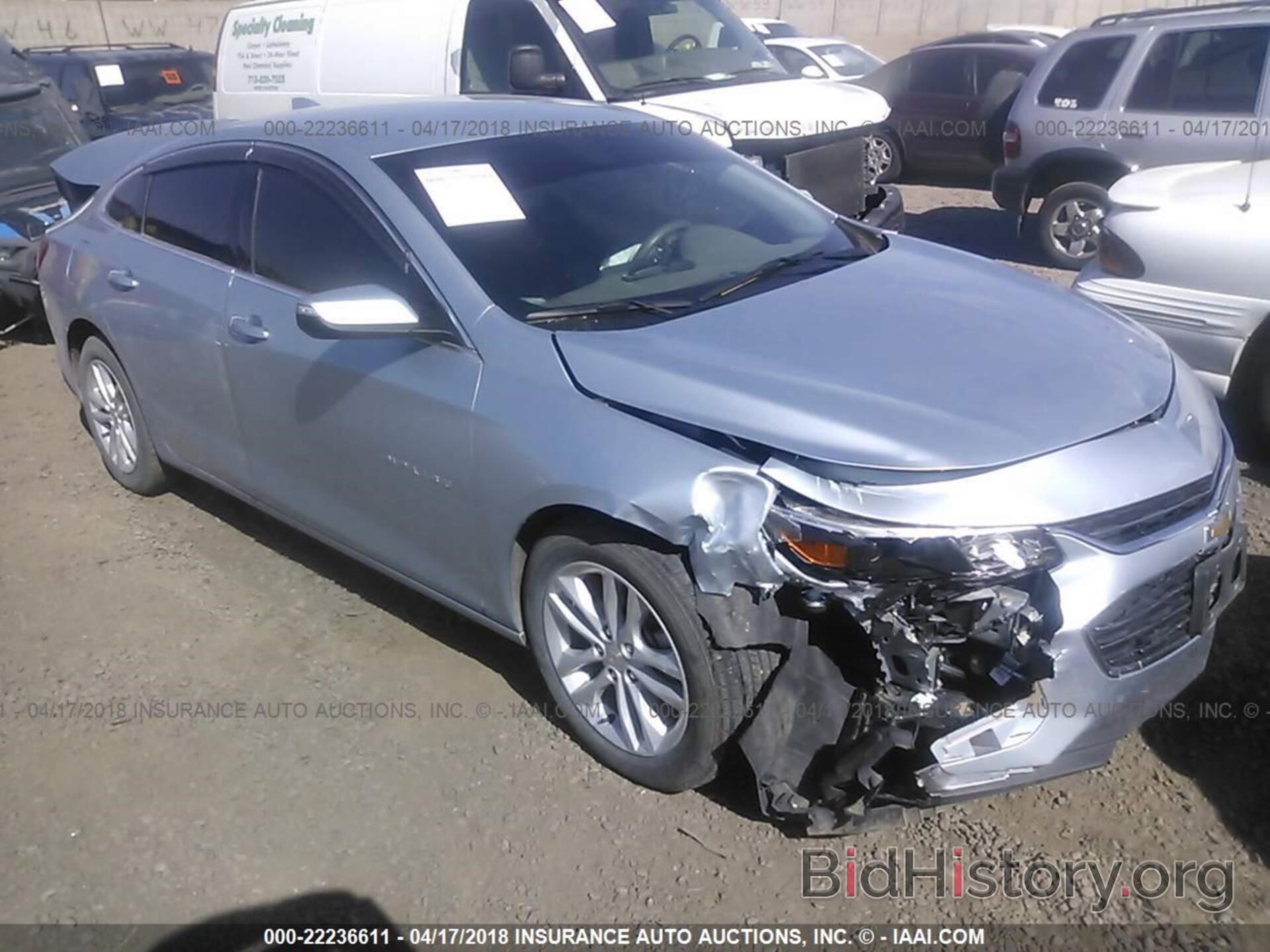 Photo 1G1ZE5ST7HF270678 - Chevrolet Malibu 2017