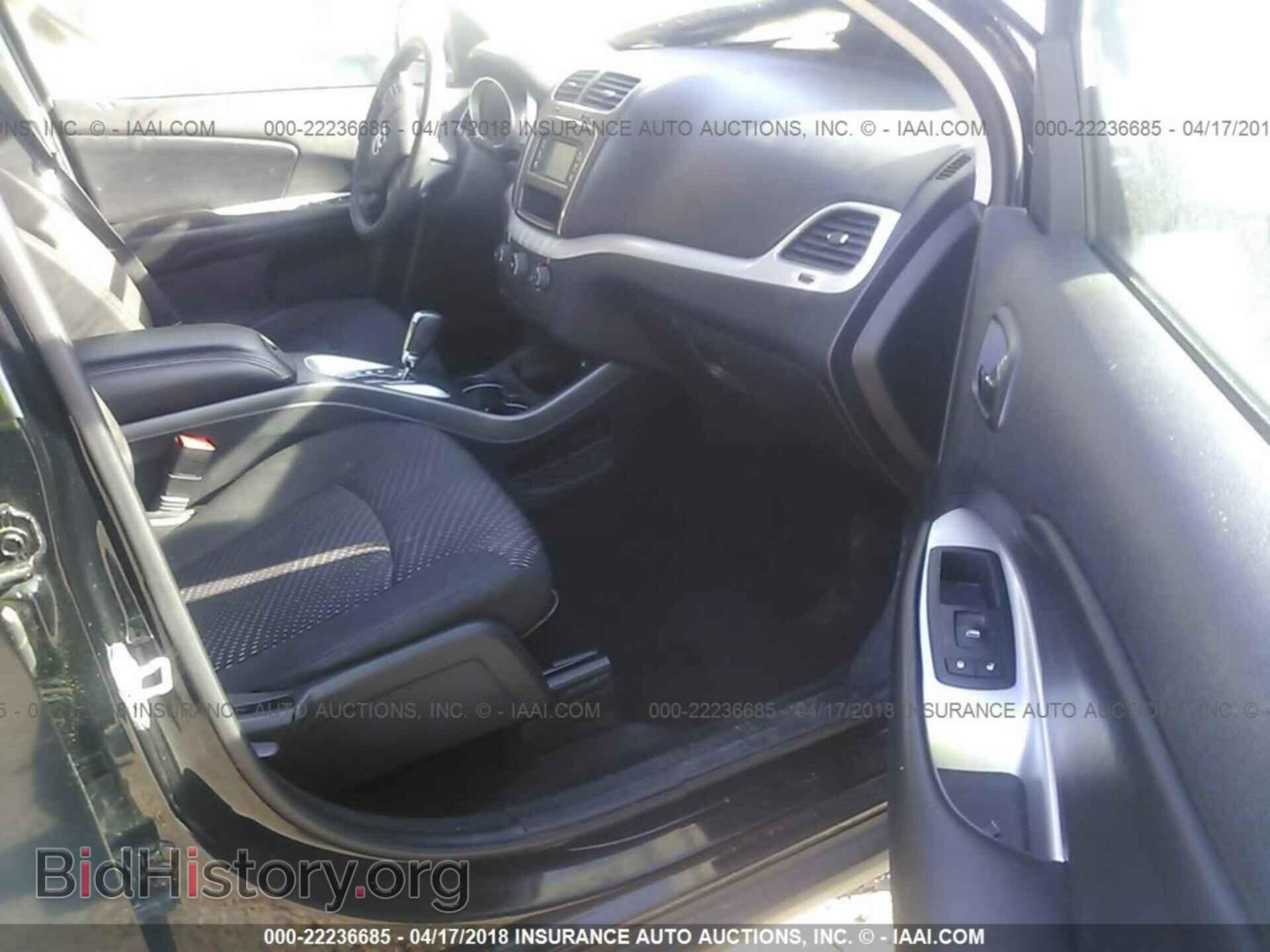 2014 Dodge Journey - VIN: 3C4PDCAB6ET311379 - Фото 5