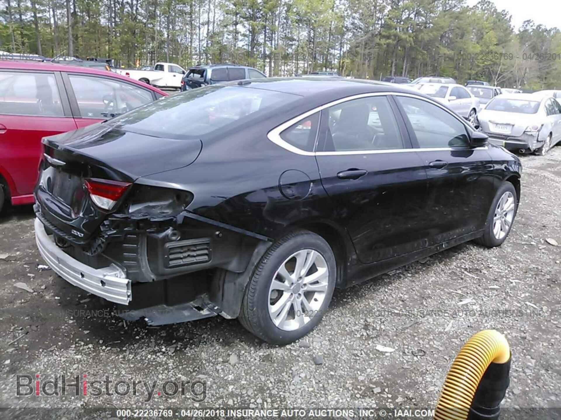 2015 Chrysler 200 - VIN: 1C3CCCAB1FN696356 - Photo 4