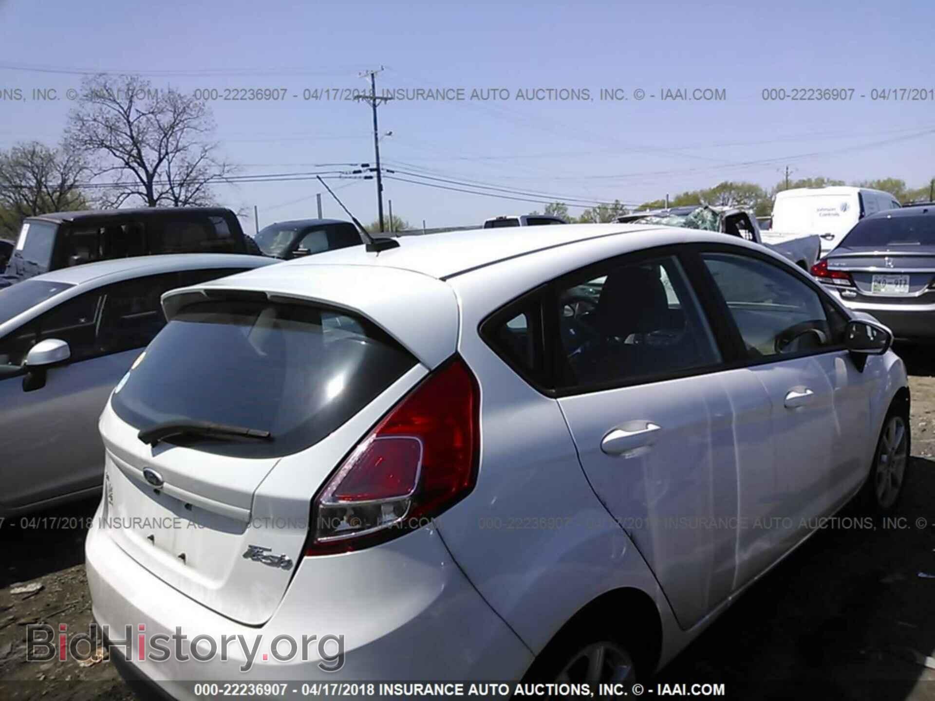 2015 Ford Fiesta - VIN: 3FADP4EJXFM108272 - Фото 4