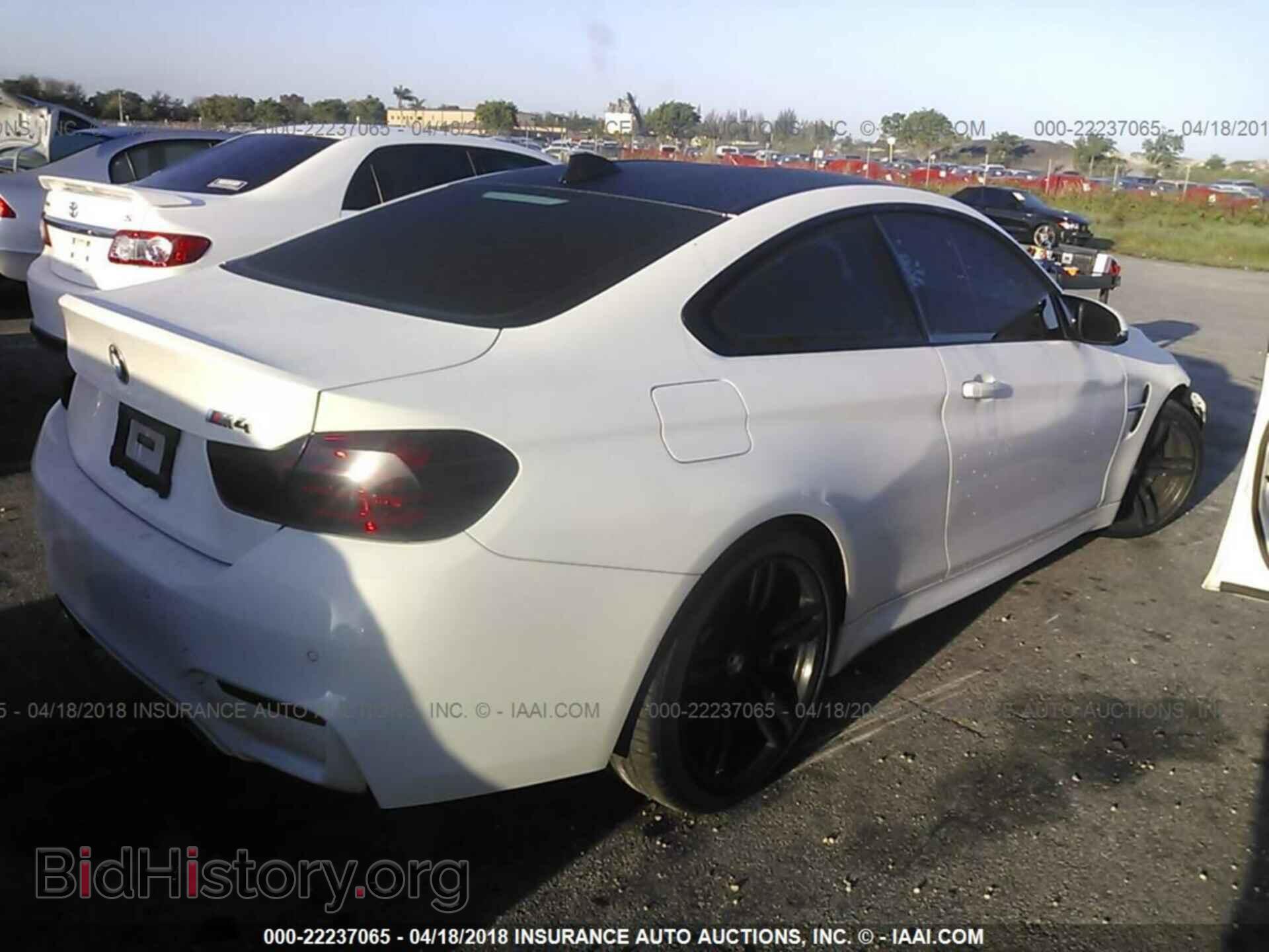 2015 Bmw M4 - VIN: WBS3R9C56FK335560 - Фото 4