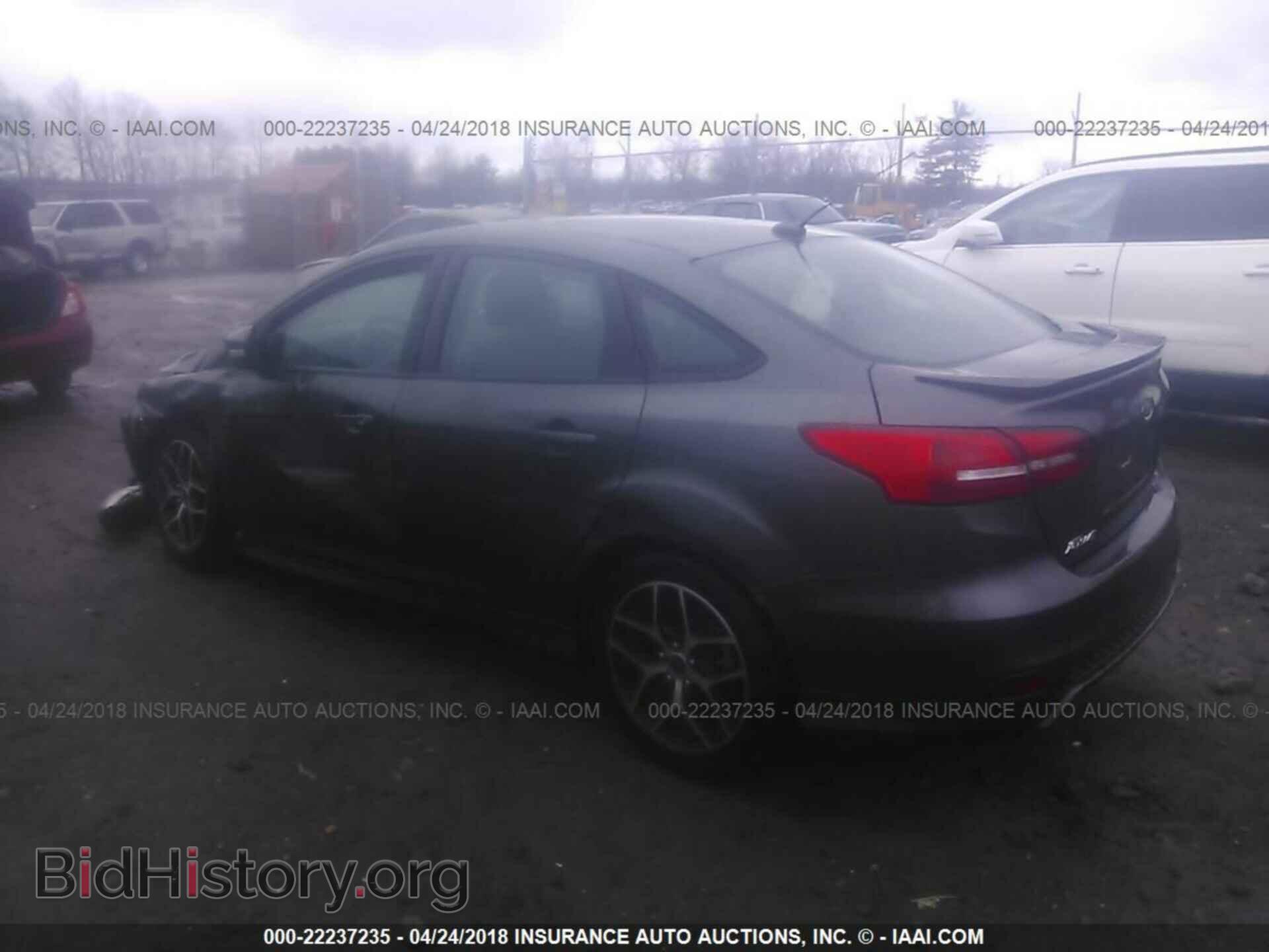 2015 Ford Focus - VIN: 1FADP3F25FL347053 - Фото 3