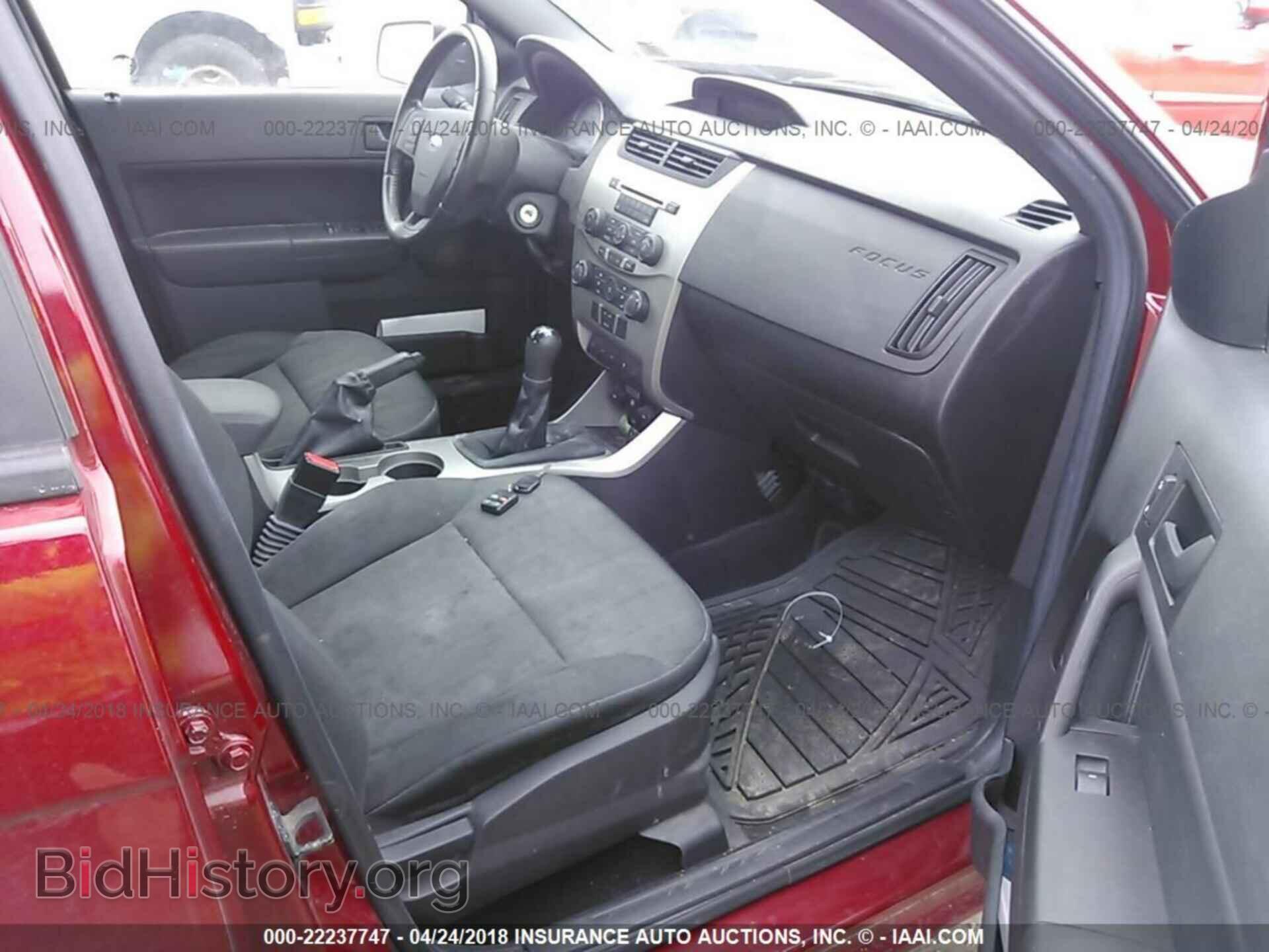 2011 Ford Focus - VIN: 1FAHP3FN8BW161432 - Фото 5