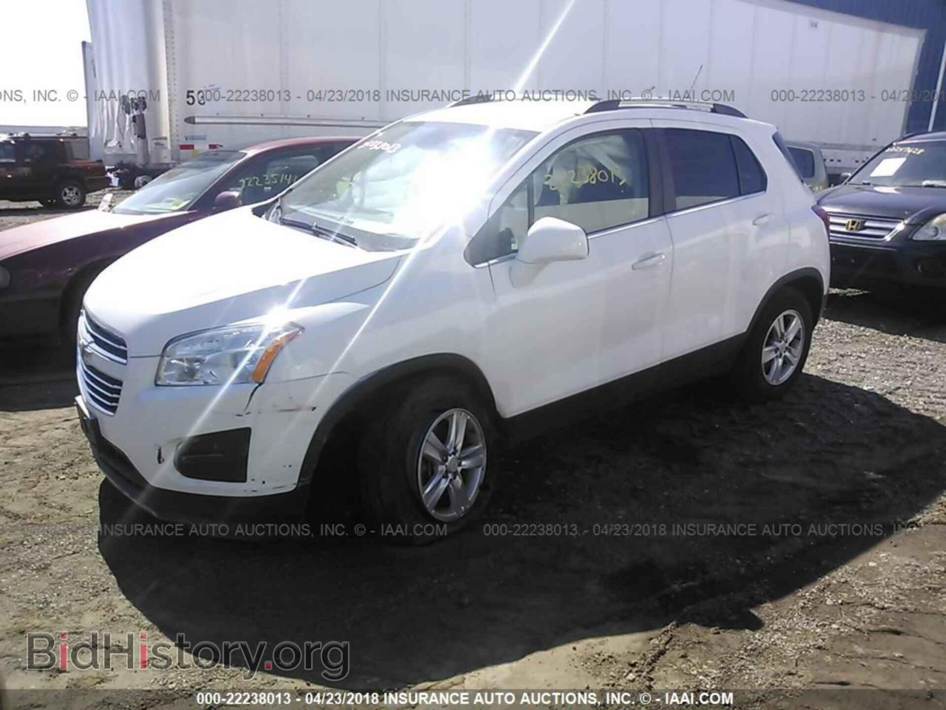 2016 Chevrolet Trax - VIN: 3GNCJPSB6GL118091 - Фото 2