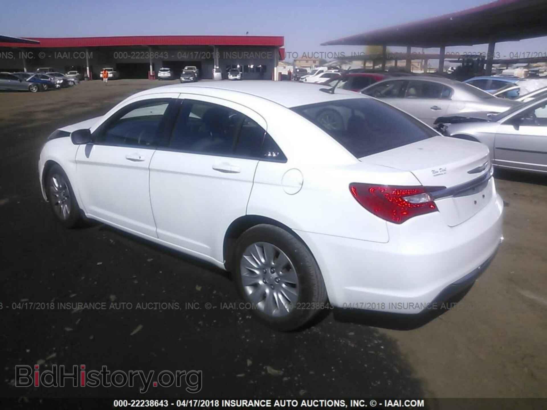 2013 Chrysler 200 - VIN: 1C3CCBAG6DN727944 - Фото 3