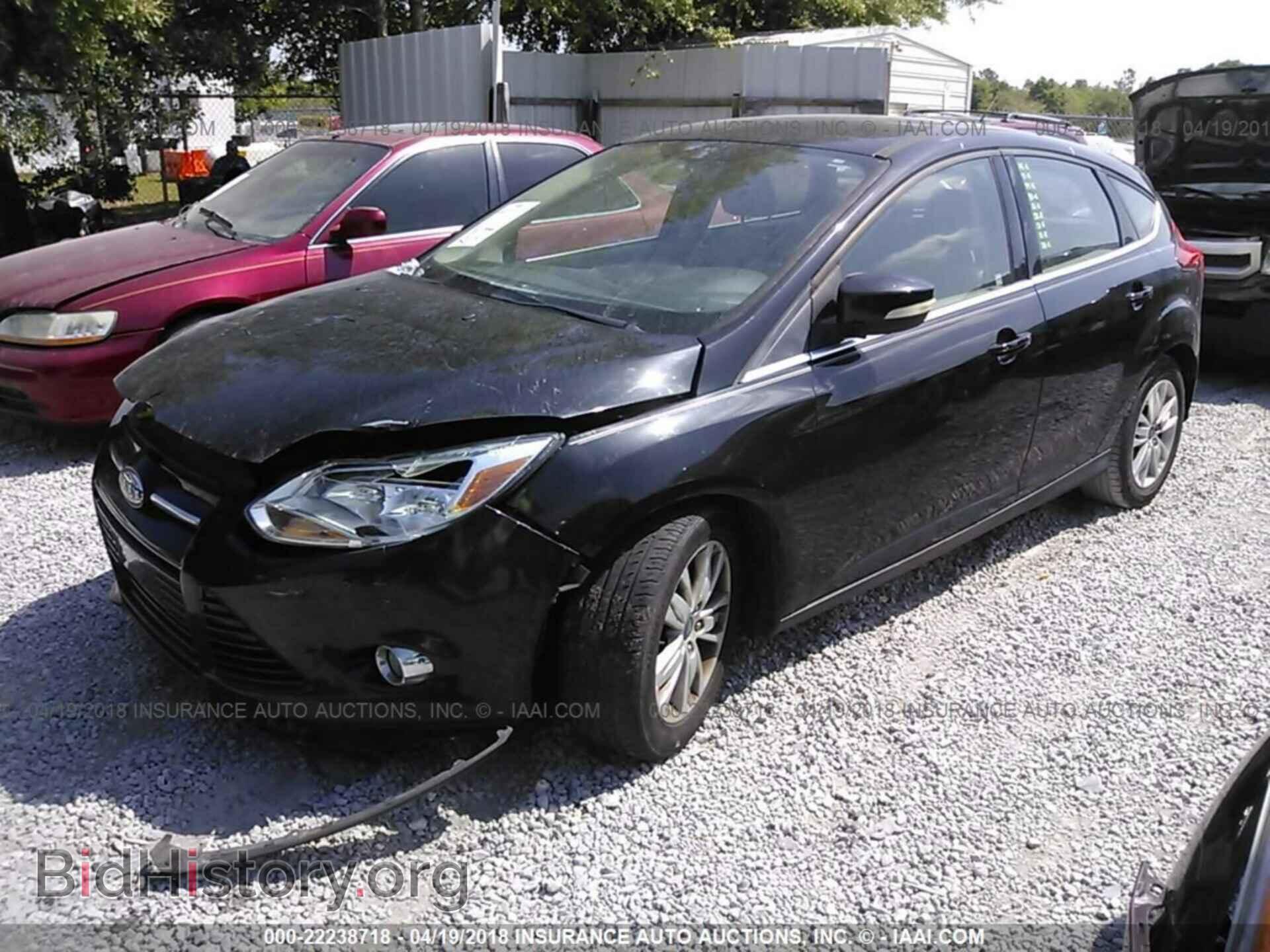 2012 Ford Focus - VIN: 1FAHP3M2XCL157281 - Photo 2