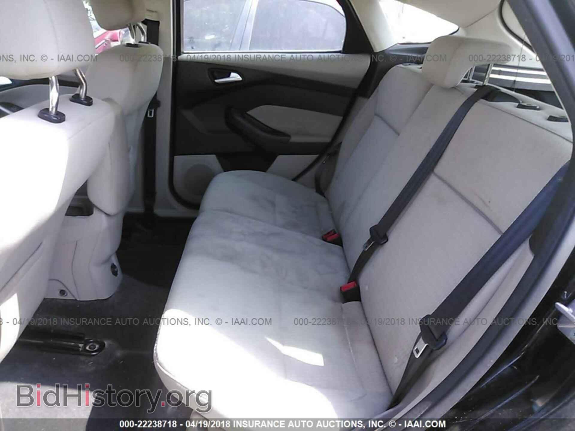 2012 Ford Focus - VIN: 1FAHP3M2XCL157281 - Photo 8