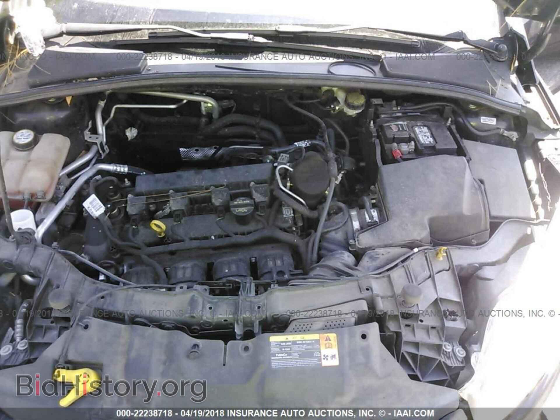 2012 Ford Focus - VIN: 1FAHP3M2XCL157281 - Photo 10