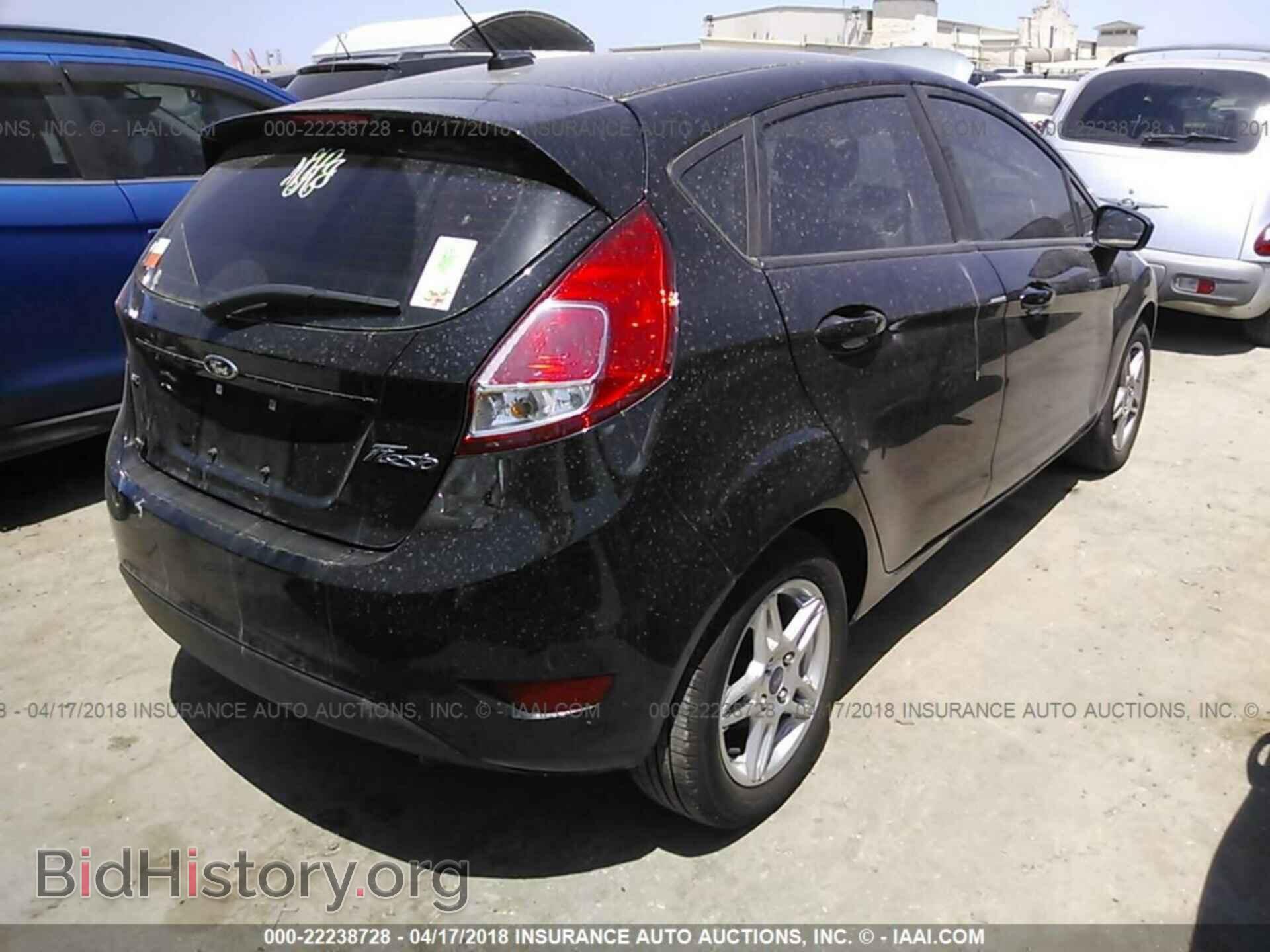 2017 Ford Fiesta - VIN: 3FADP4EJXHM147320 - Фото 4