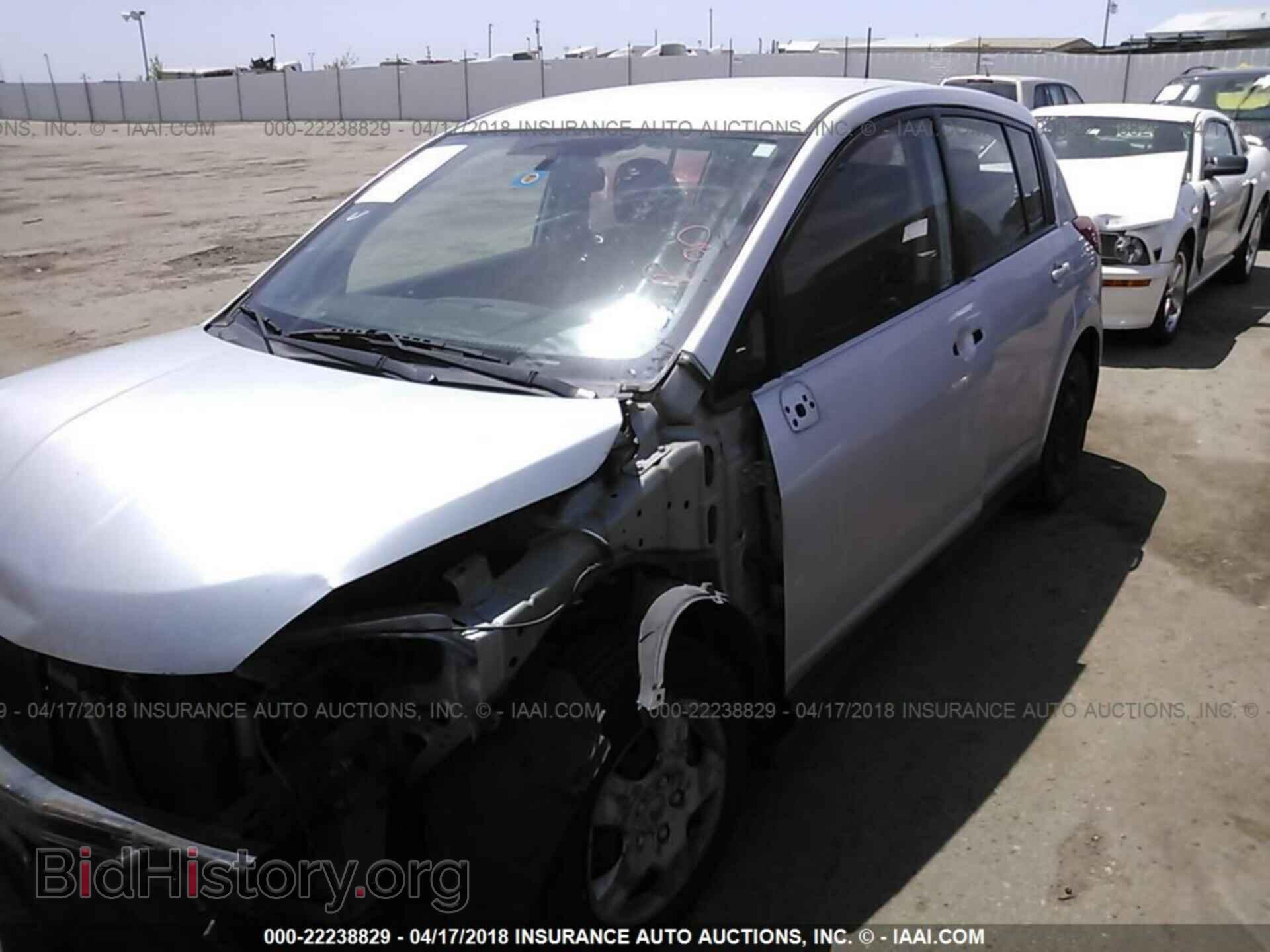 2011 Nissan Versa - VIN: 3N1BC1CP9BL401036 - Photo 2