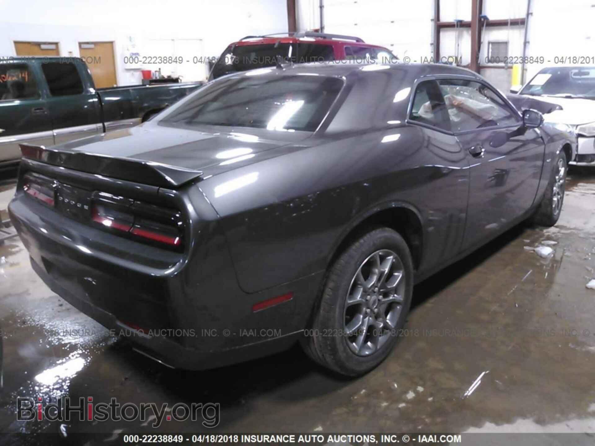 2017 Dodge Challenger - VIN: 2C3CDZGG1HH615046 - Фото 4