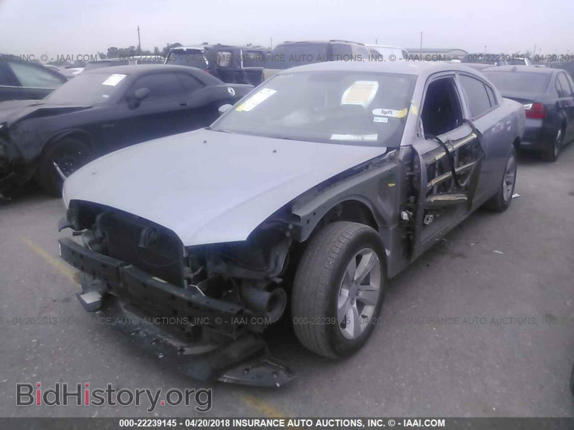 2013 Dodge Charger - VIN: 2C3CDXBG5DH624077 - Фото 2