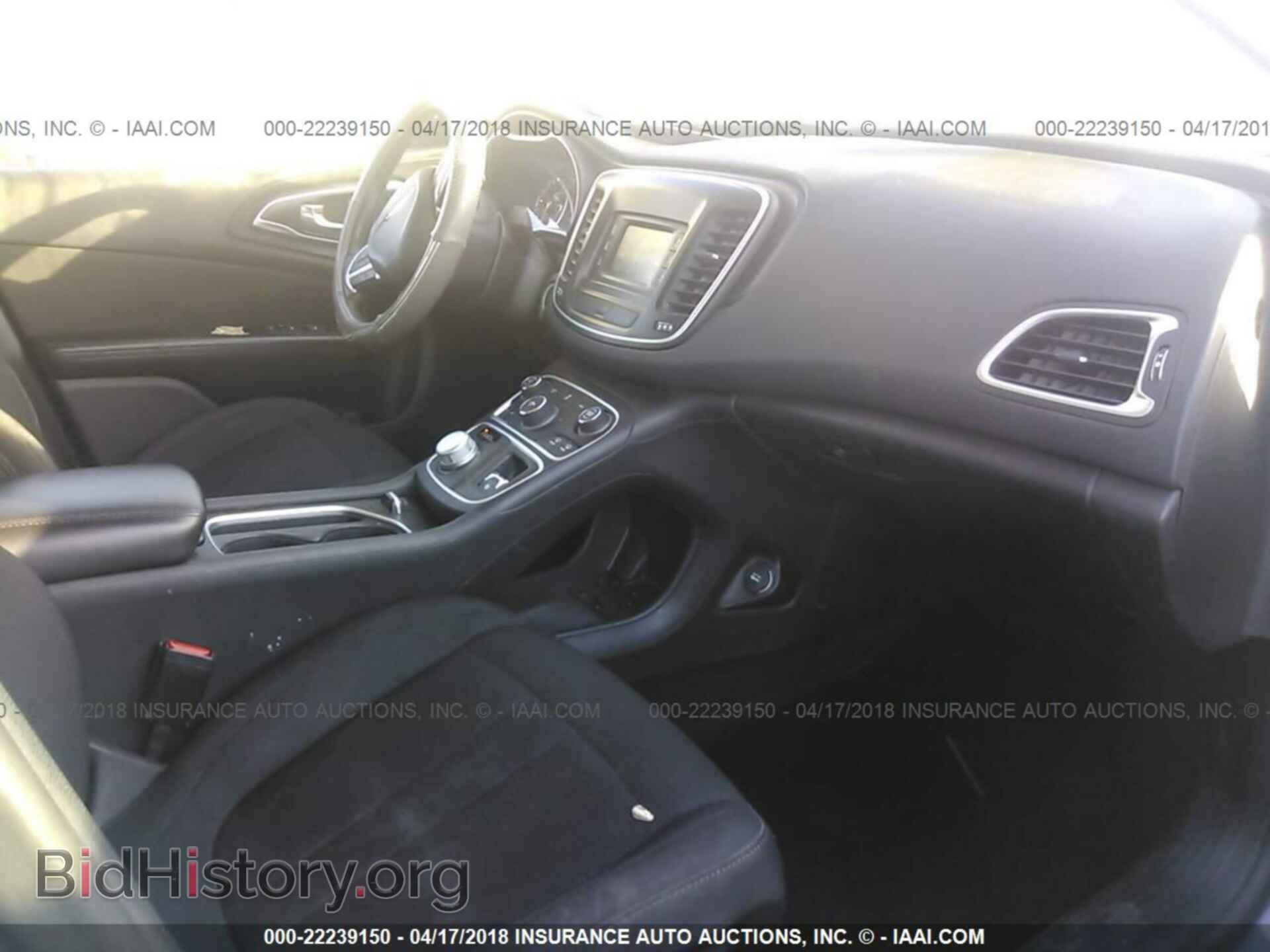 2015 Chrysler 200 - VIN: 1C3CCCAB9FN690093 - Photo 5
