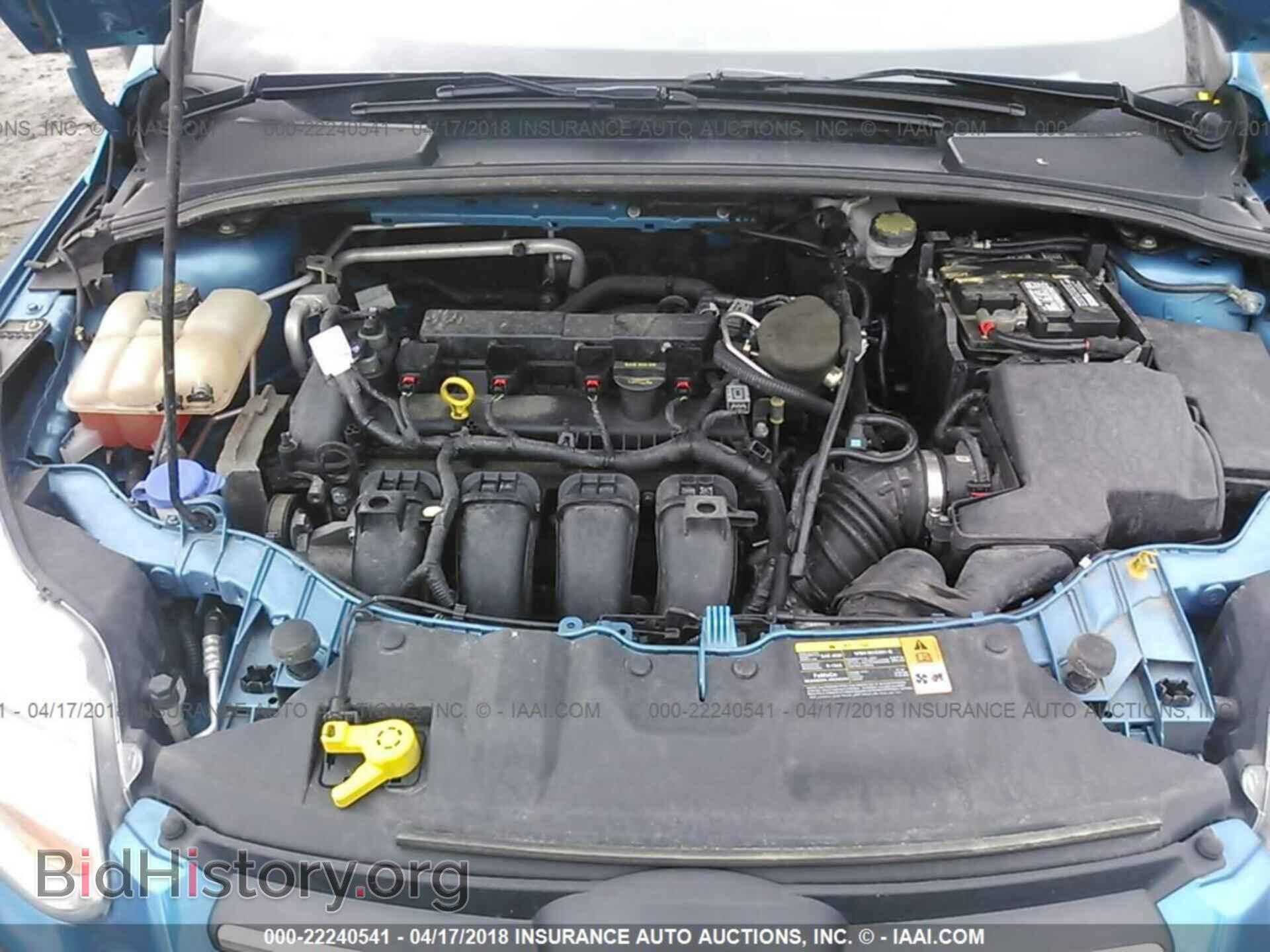 2014 Ford Focus - VIN: 1FADP3F21EL205832 - Photo 10