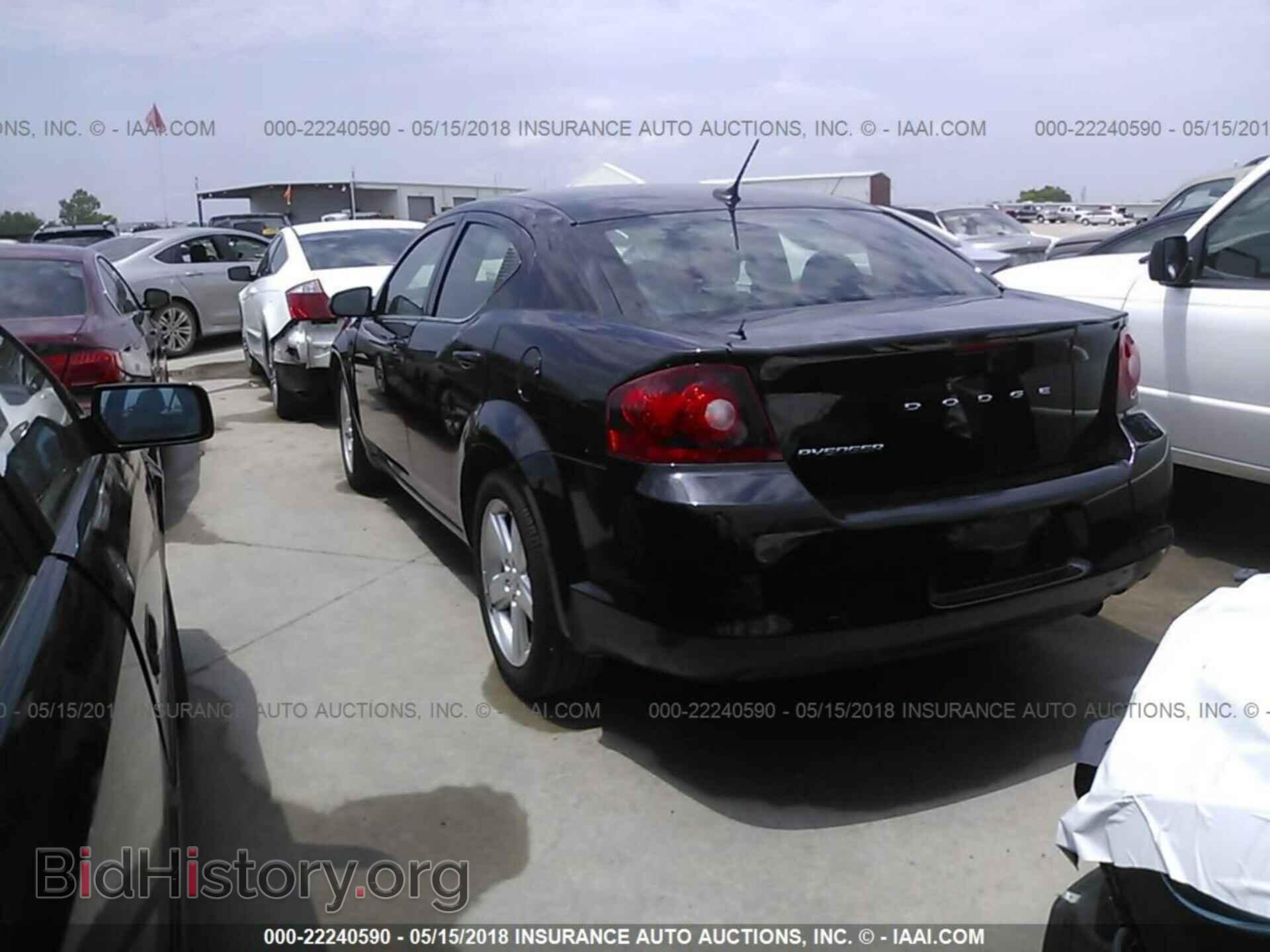 2011 Dodge Avenger - VIN: 1B3BD1FB5BN559093 - Photo 3