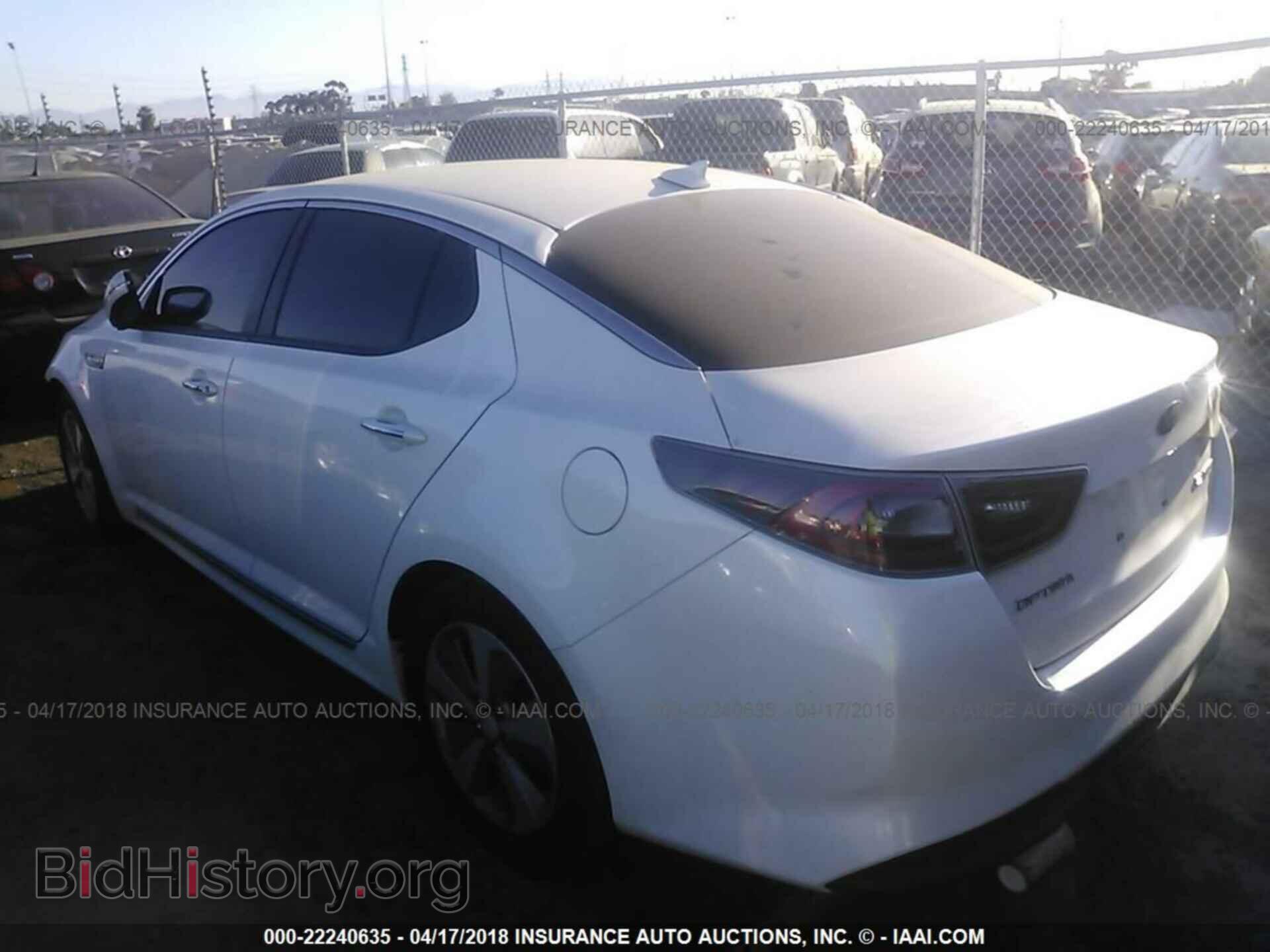 2015 Kia Optima - VIN: KNAGN4AD5F5080137 - Photo 3