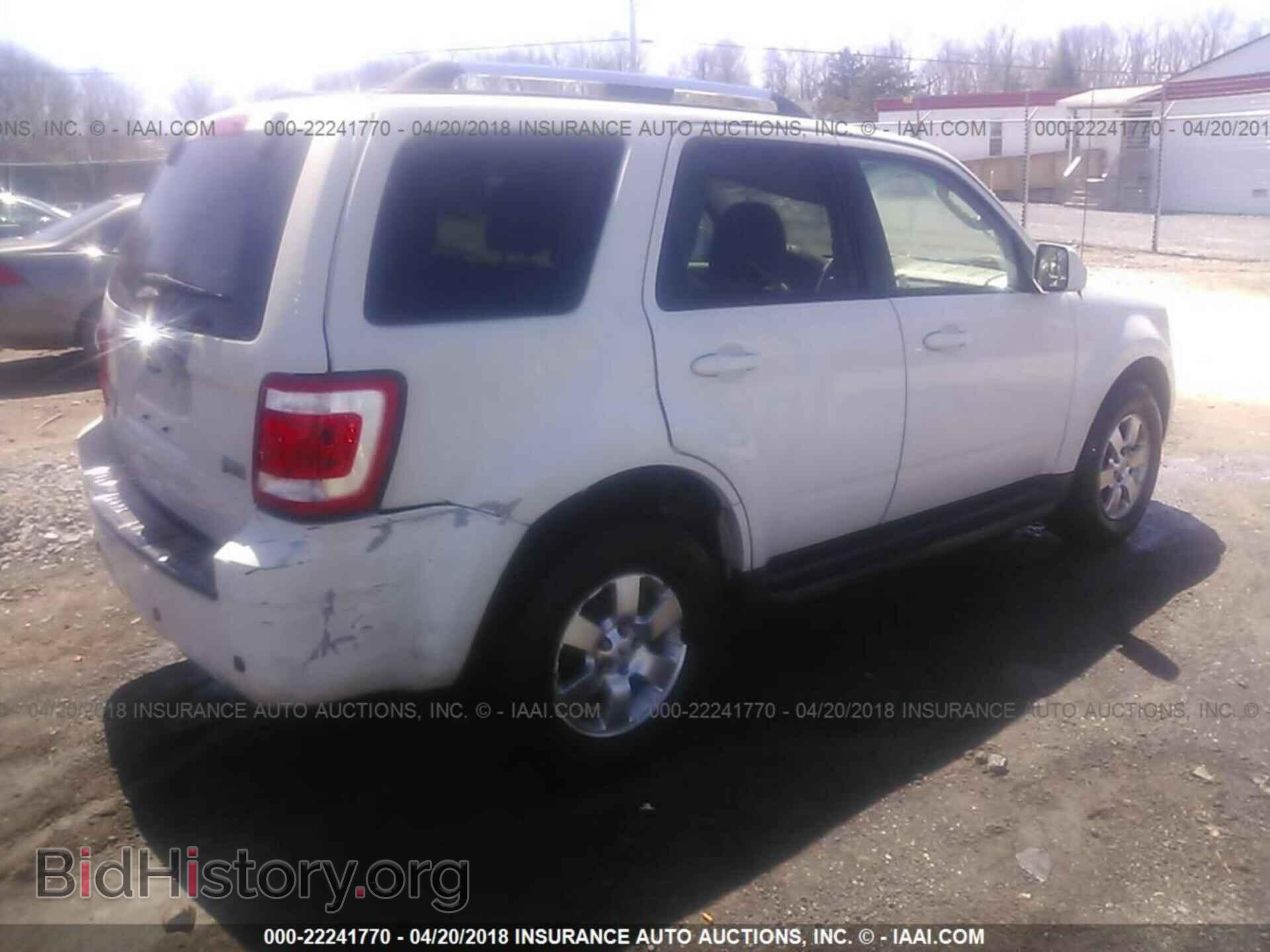 2011 Ford Escape - VIN: 1FMCU9EG4BKB28806 - Фото 4