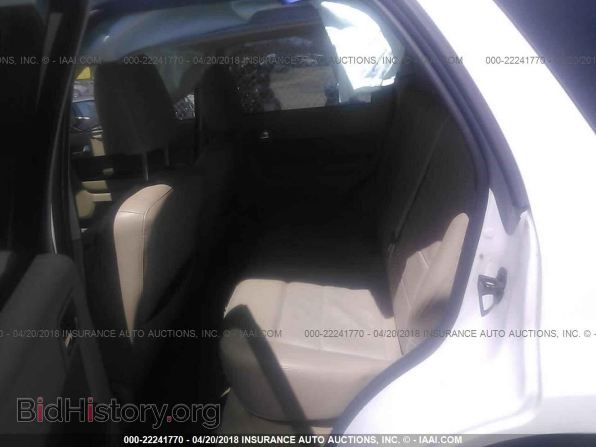 2011 Ford Escape - VIN: 1FMCU9EG4BKB28806 - Фото 8