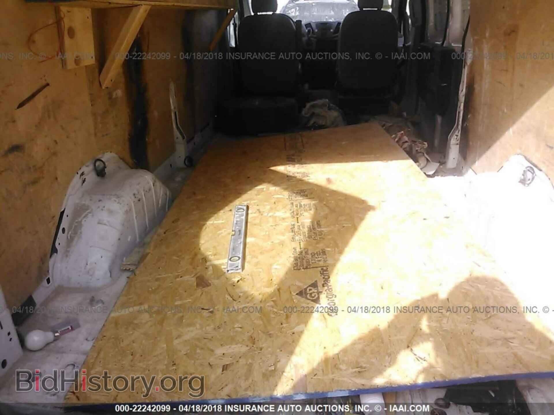 2016 Ford Transit - VIN: 1FTYR2ZM5GKB18148 - Photo 8