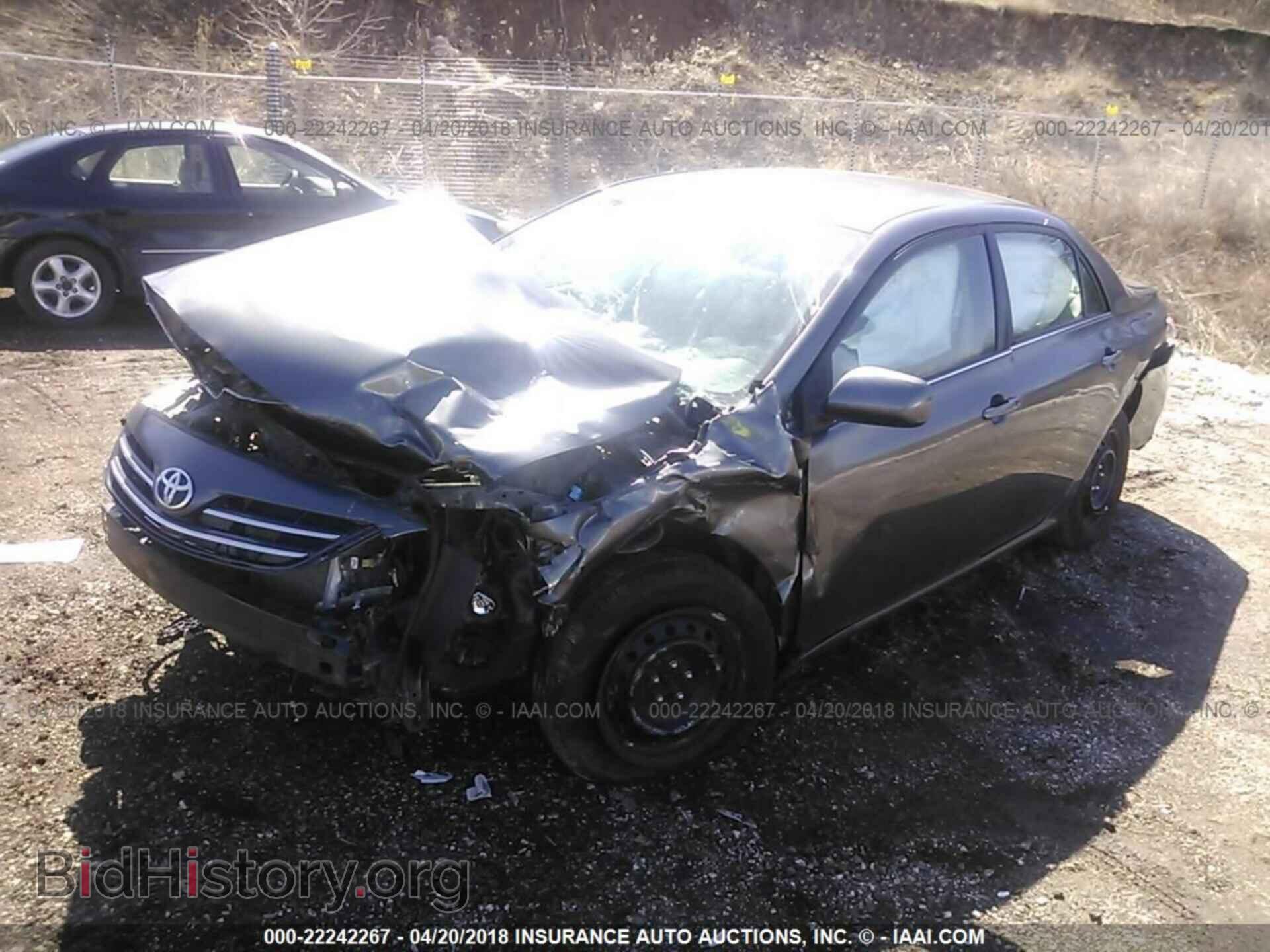 2013 Toyota Corolla - VIN: 2T1BU4EE0DC988952 - Photo 2
