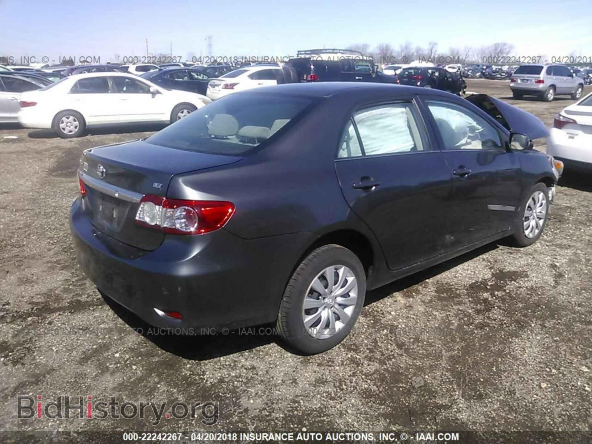 2013 Toyota Corolla - VIN: 2T1BU4EE0DC988952 - Photo 4
