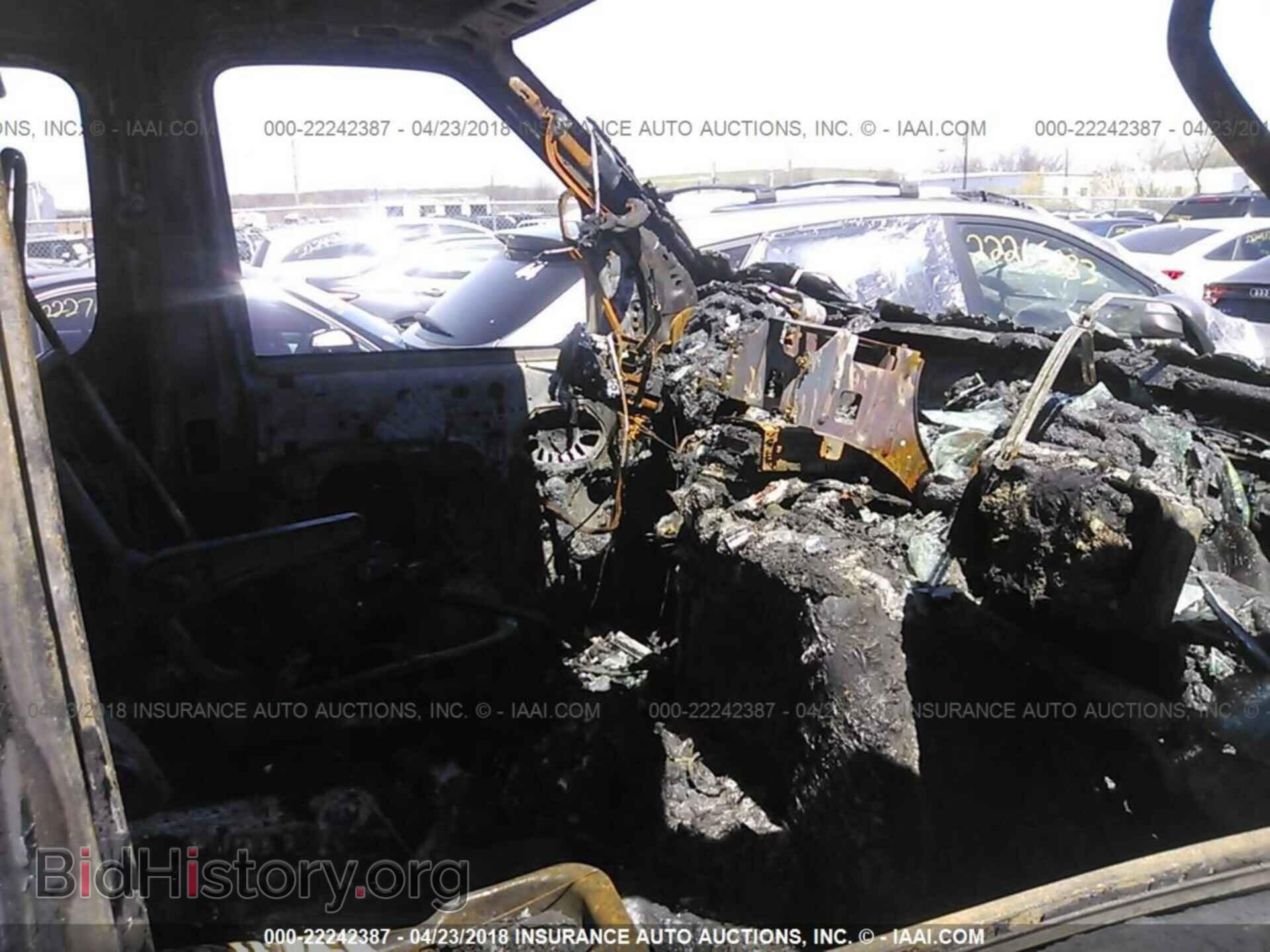 2011 Ford Econoline - VIN: 1FBSS3BL5BDA23561 - Фото 5