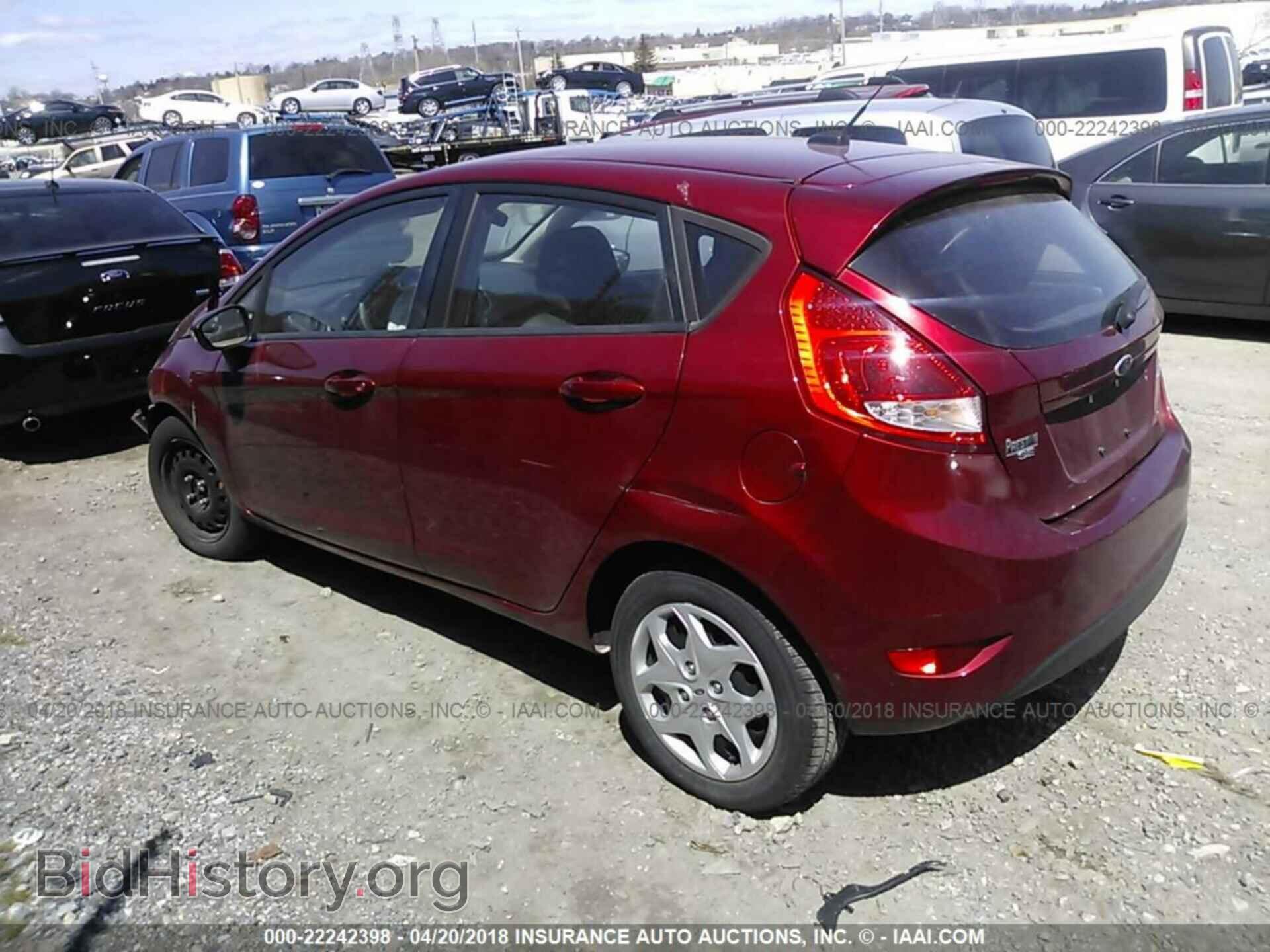 2013 Ford Fiesta - VIN: 3FADP4EJ8DM219075 - Фото 3