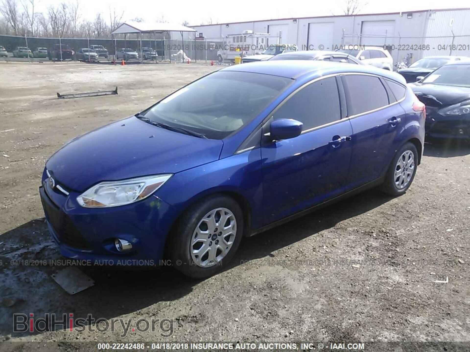 2012 Ford Focus - VIN: 1FAHP3K28CL277874 - Photo 2