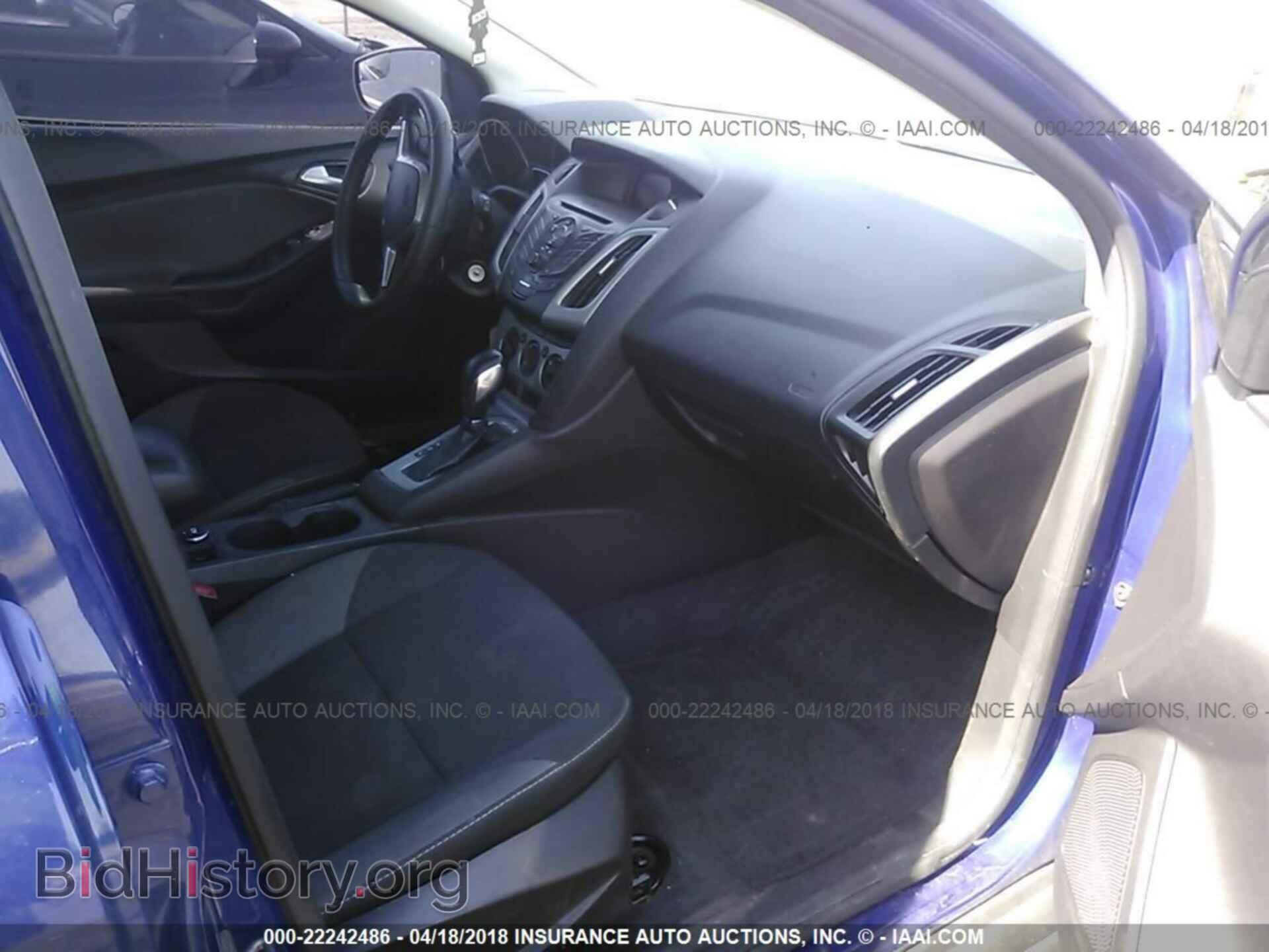 2012 Ford Focus - VIN: 1FAHP3K28CL277874 - Photo 5