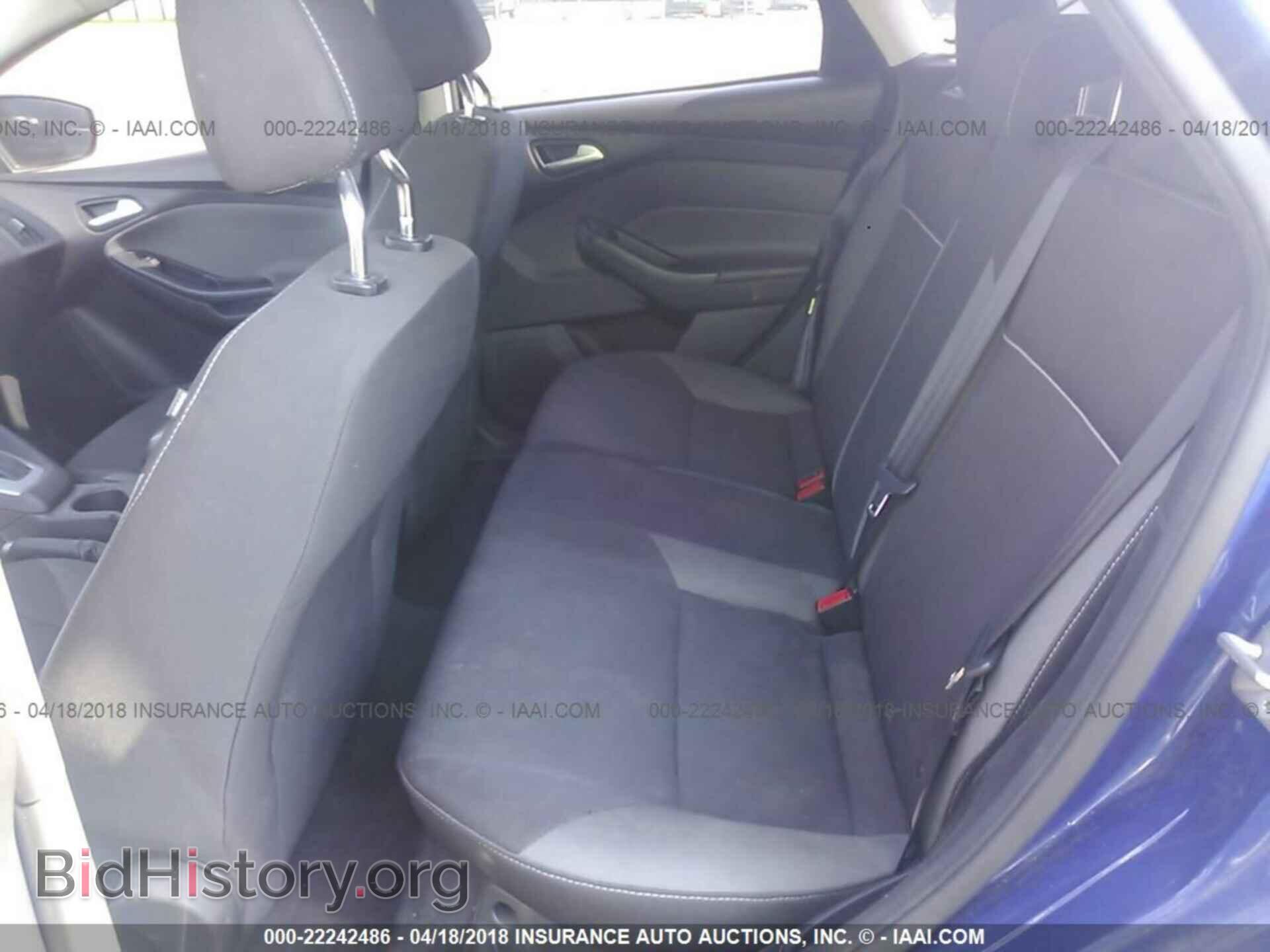2012 Ford Focus - VIN: 1FAHP3K28CL277874 - Photo 8