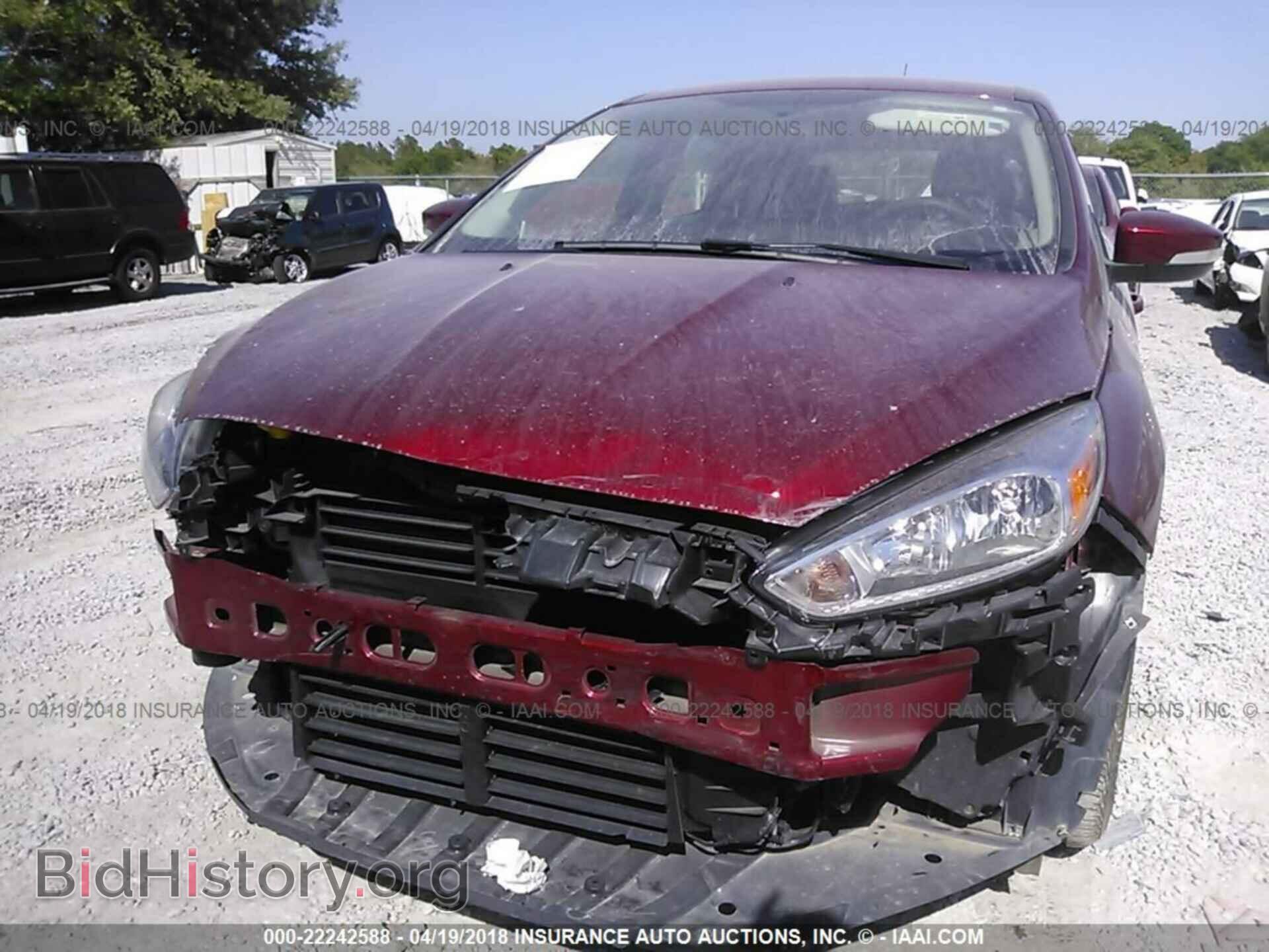 2015 Ford Focus - VIN: 1FADP3K21FL366267 - Photo 6