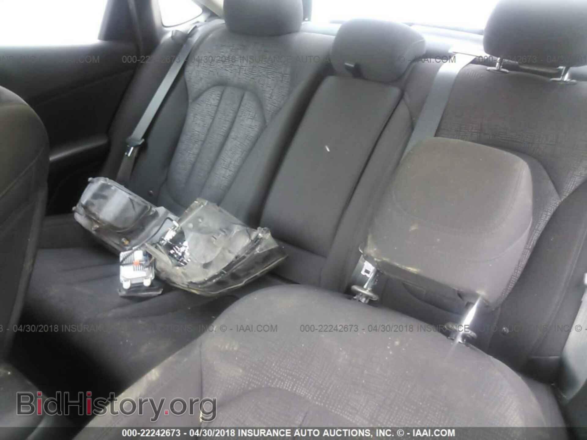 2015 Chrysler 200 - VIN: 1C3CCCAB8FN607933 - Photo 8