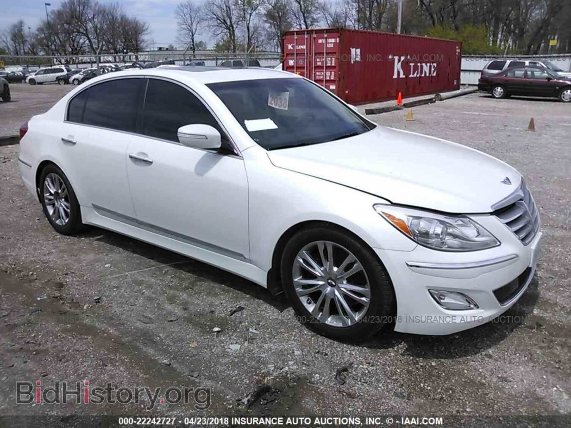 Photo KMHGC4DF1CU185566 - Hyundai Genesis 2012