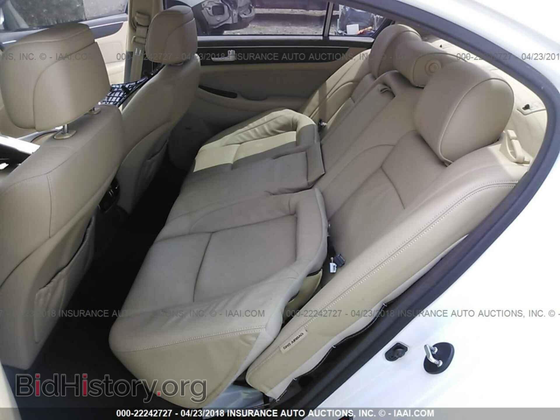2012 Hyundai Genesis - VIN: KMHGC4DF1CU185566 - Фото 8