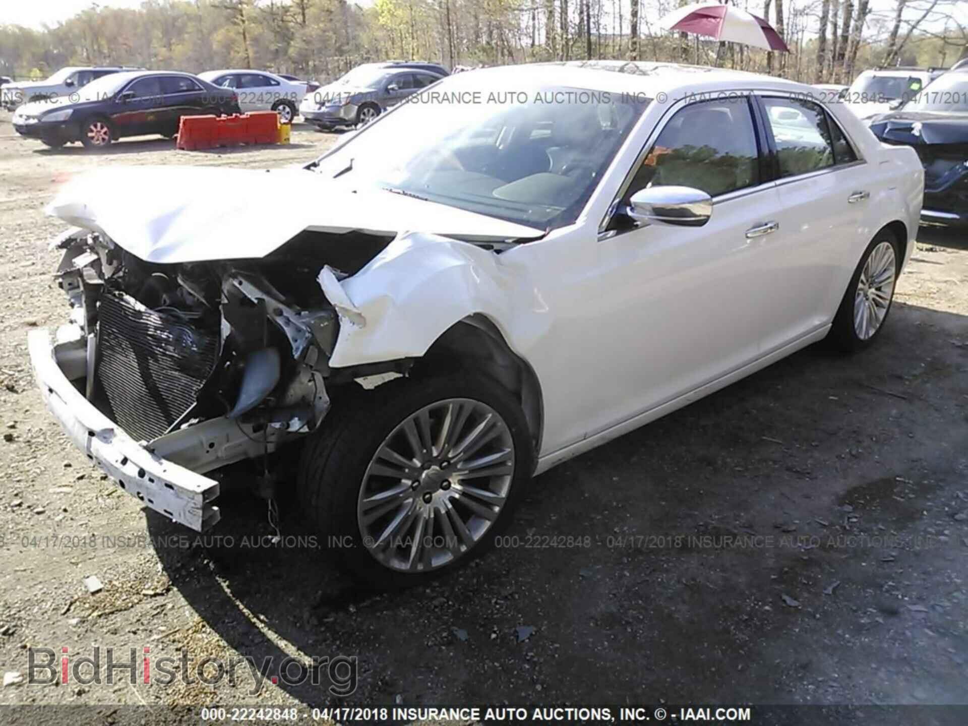 2012 Chrysler 300c - VIN: 2C3CCAET9CH285069 - Фото 2